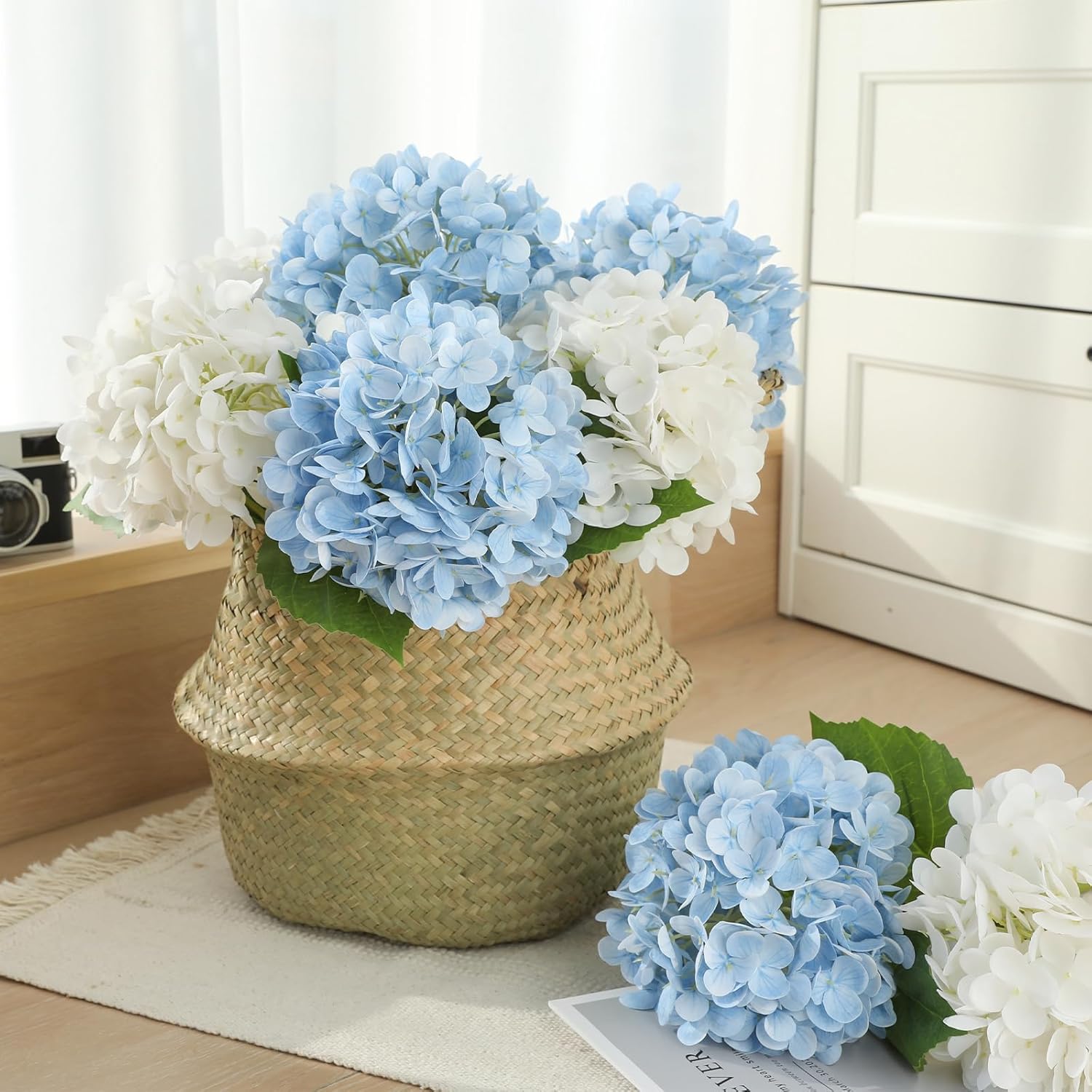 5Pcs 20'' Blue Artificial Hydrangea Flowers Latex Faux Hydrangeas Real Touch Silk Hydrangea With Stems For Home Decor Weddings Table Floral Arrangements Centerpieces Party Decorations