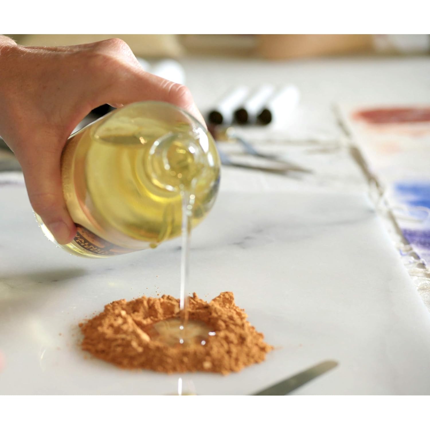 Natural Earth Paints Refined Walnut Oil – 8 Oz. Premium Archival Medium For Oil Painting, Eco-Friendly, Non-Yellowing Binder For Smooth, Rich Paint Mixing, Ideal For Artists & Fine Art