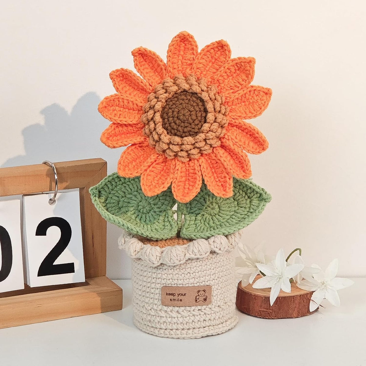 Handmade Crochet Sunflower In Flowerpot, Artificial Knitted Flower Decoration, Orange And Green, Home Office Desk Decor Gifts For Ladies Holiday, Car Dashboard Decorations, Handwoven Flowers
