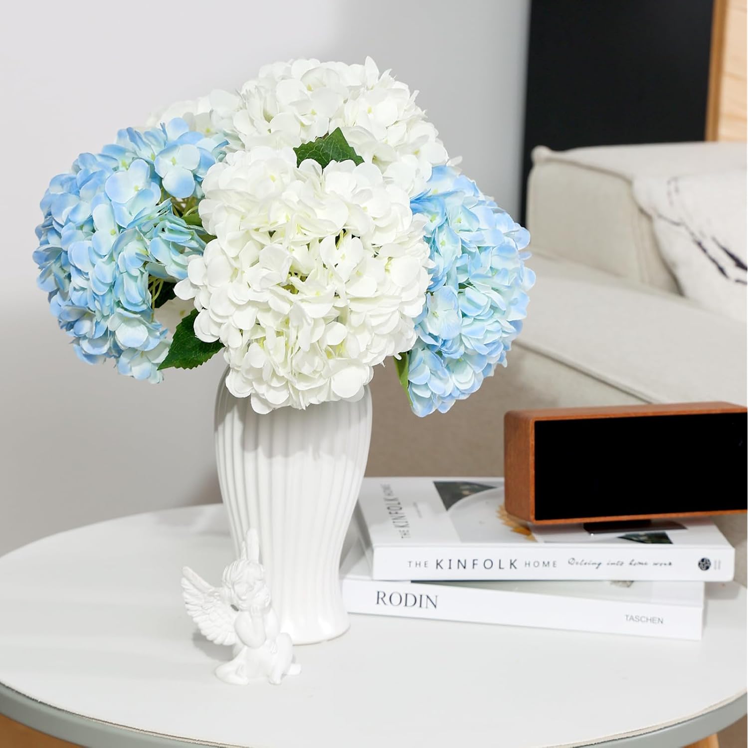 Hydrangea Artificial Flowers, 5Pcs White Flowers, Lifelike Faux Hydrangea Flowers Silk Artificial Flowers Bouquets For Home Living Room Table Centerpieces Wedding Party Decoration