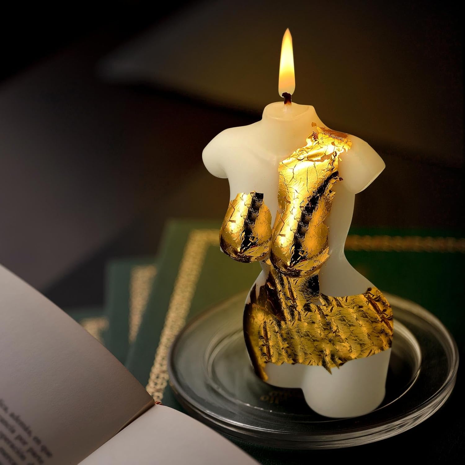 2 Pcs Female Shaped Soy Wax Scented Candle Woman Bust Candle Handmade Scented Decorative With Gold Foil For Christmas Party Gifts Bedroom Bathroom Wedding Decor(Aesthetic,White)