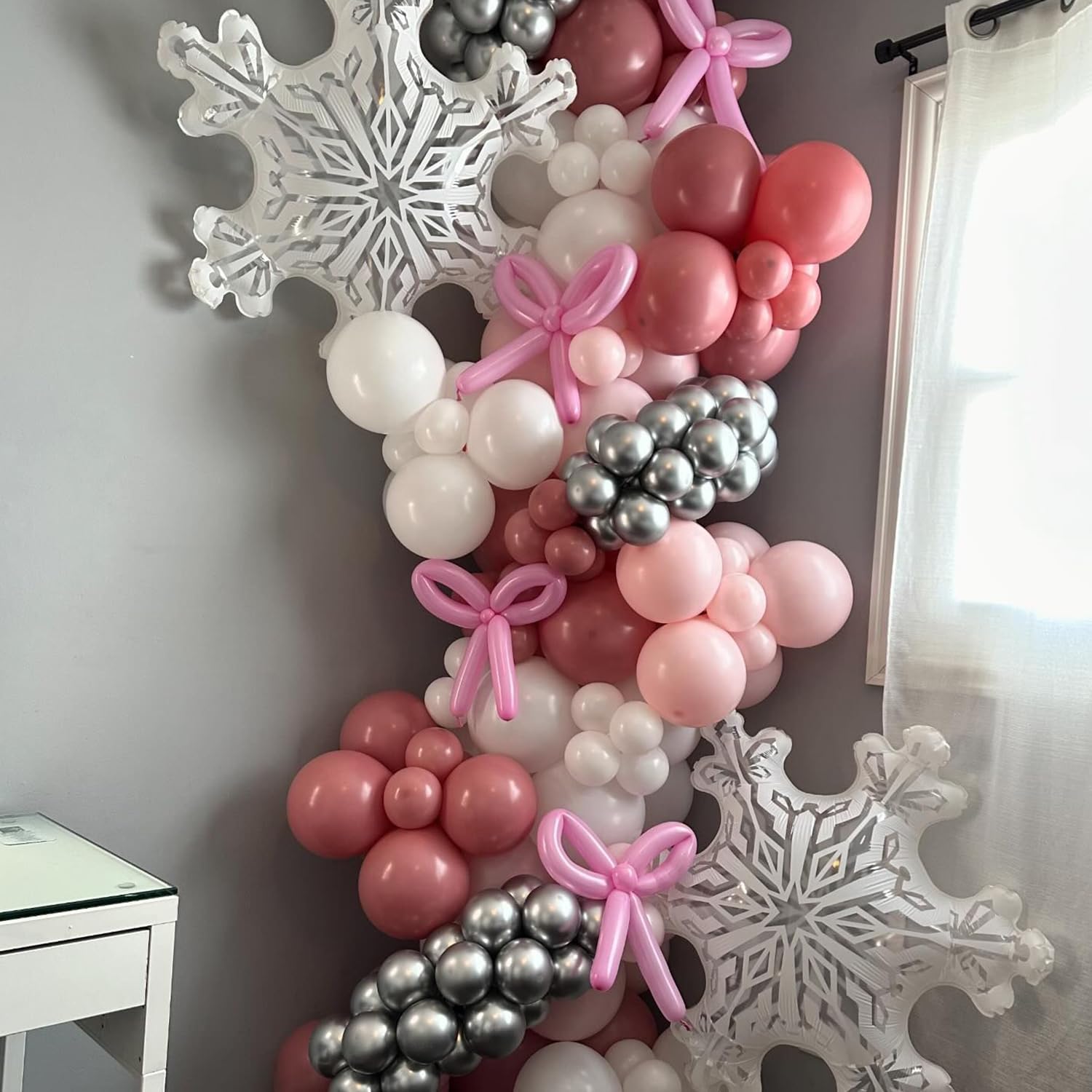 5Pcs 36Inch Transparent Snowflake Balloons Christmas Clear Snowflake Foil Mylar Balloons For Winter Wonderland Ice Snow Themed Birthday Party Decorations