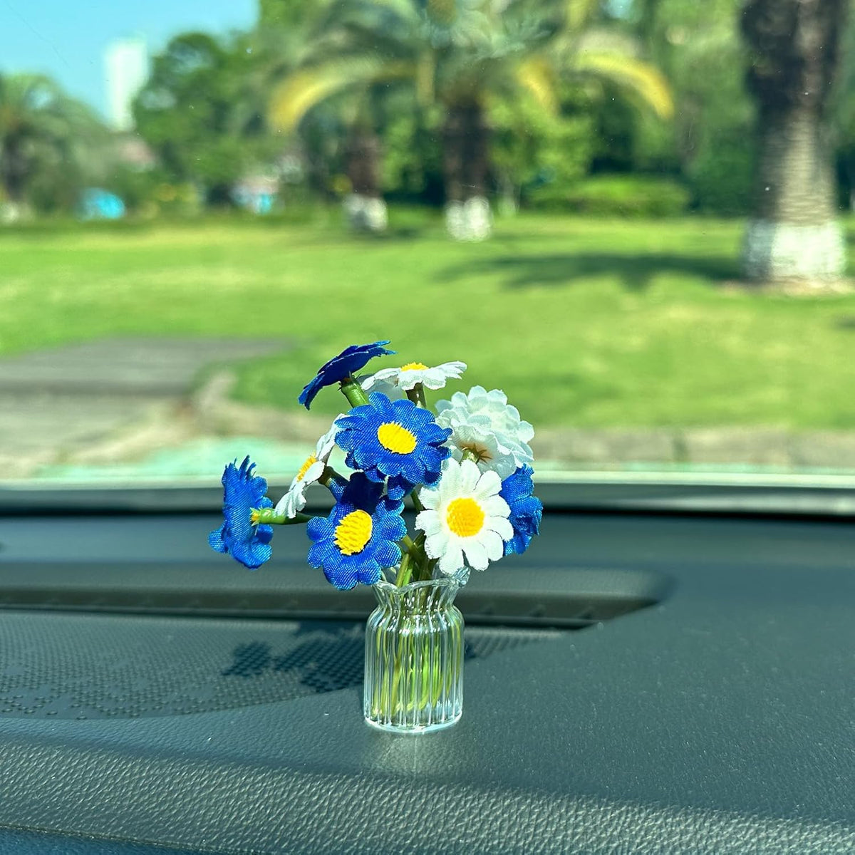 Flower Car Accessories,Artificial Daisy With Mini Glass Vase For Car Dashboard Office Desk Decor,Funny Car And Office Decoration Aesthetics (Blue White)