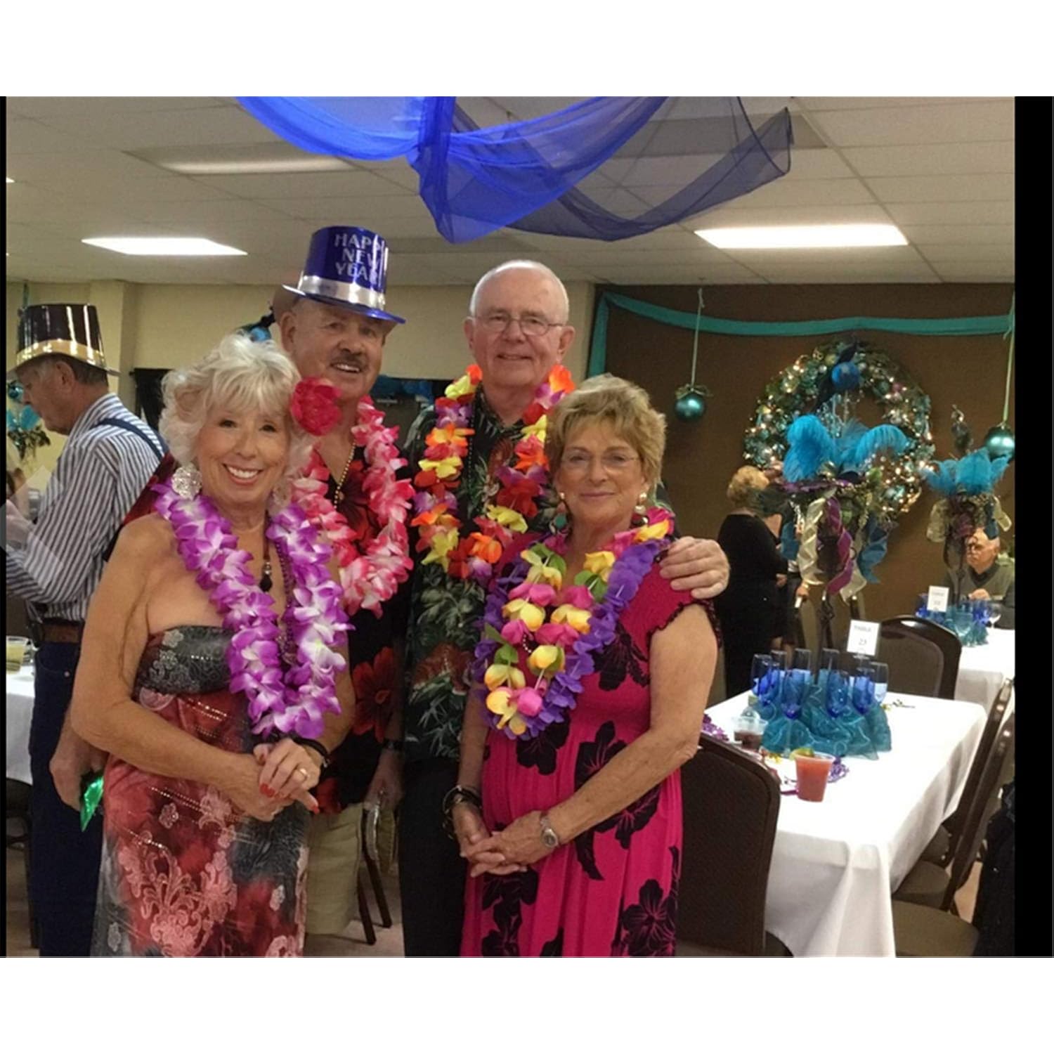 4 Pcs Thicken 41 Inch Hawaiian Leis, 4 Color Lei For Graduation Party, Dance Party, Photo Prop In Outdoors(4Pcs 4Color)