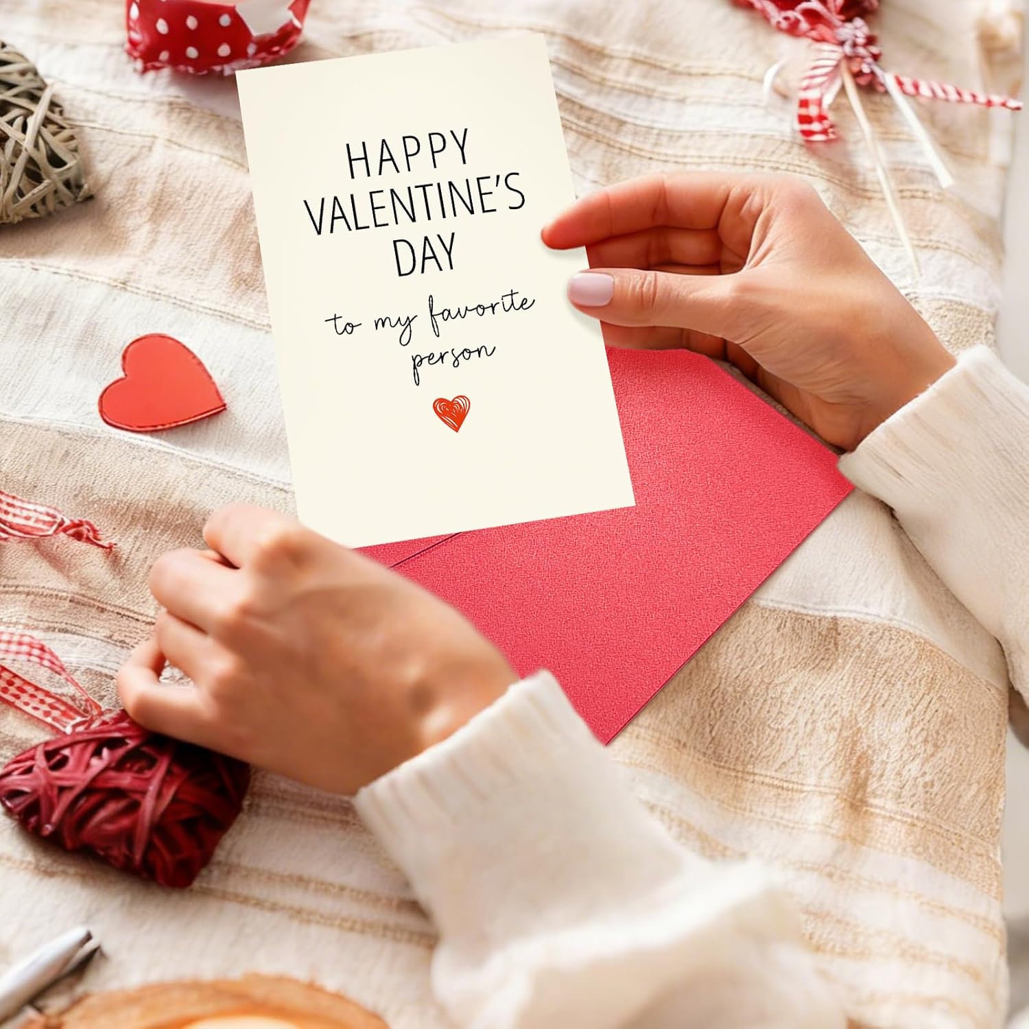 Romantic Valentines Day Card For Husband Wife, Sweet Valentines Day Card For Boyfriend Girlfriend, Happy Valentine’S Day To My Favorite Person