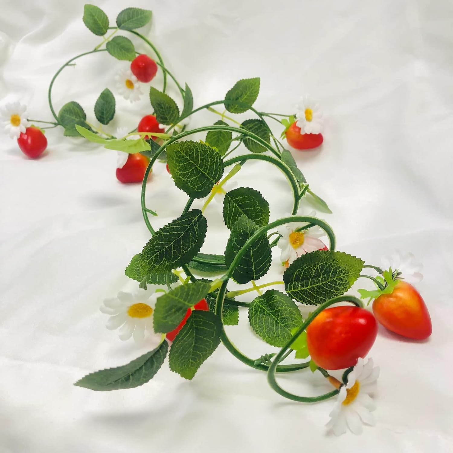 Artificial Strawberry Flower Plant Vine Strawberries White Flowers Garland For Wedding Birthday Garden Festival Indoor Decor (Strawberry Vine)