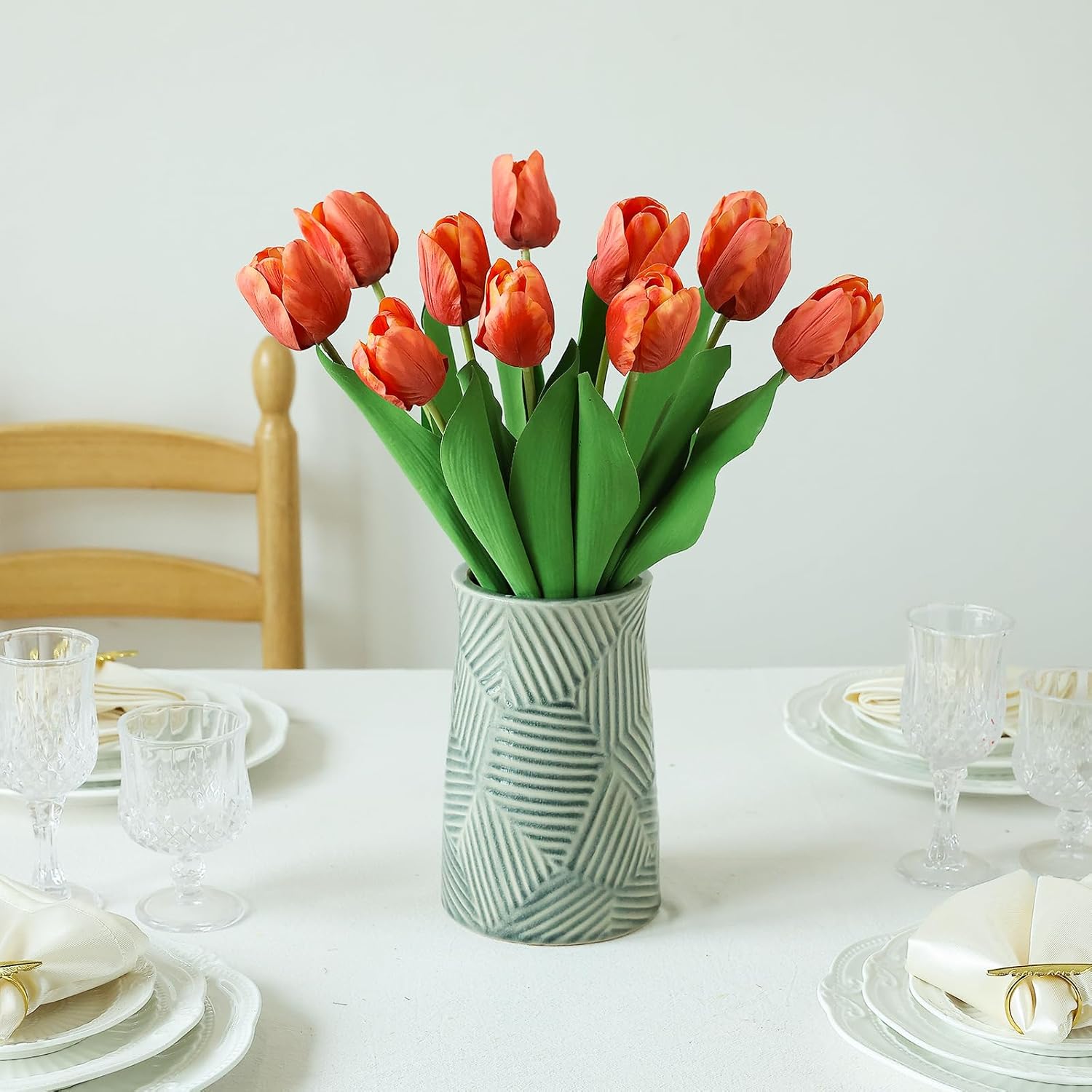 6Pcs Artificial Tulips Flowers Burgundy Fake Silk Tulips Flower Realistic Faux Tulip Flores For Wedding Decorations Table Centerpieces Flower Arrangement Dresser Vase Home Room Decor (Burgundy)