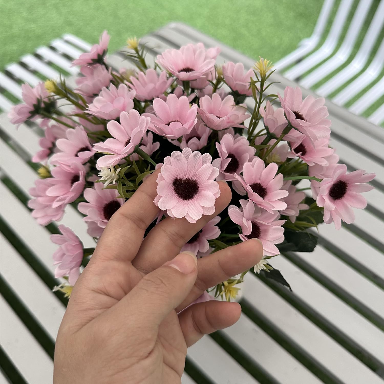 Artificial Daisies Flowers, Fake Silk Daisy Small Flower Marguerites Plants Decor 4 Bouquet, Faux Plastic Stems Bushes Greenery Bundles For Indoor Outdoor Verandah Wedding Spring Decorations - Pink