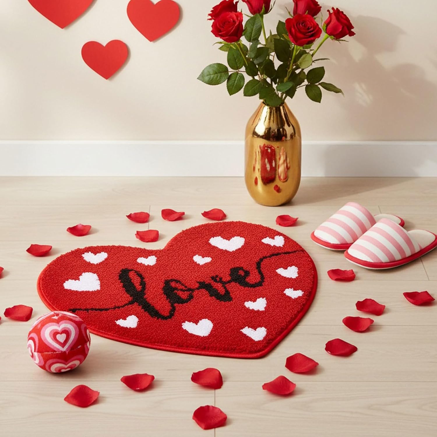 Valentines Day Bath Rug Heart Shaped Non Slip Mat Indoor Entryway Floor Rug For Entrance Outside Home Kitchen Living Room Bathroom Decor 23.6”X23.6”