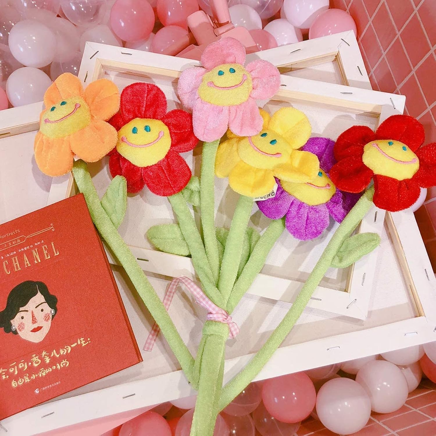 8Pcs Artificial Plush Flower Bendable Curtain Buckle Tiebacks Birthday Wedding Party Durable Plush Daisy Flower Bouquet With Happy Smiley Face Gift For Kids Baby Girl Toddlers