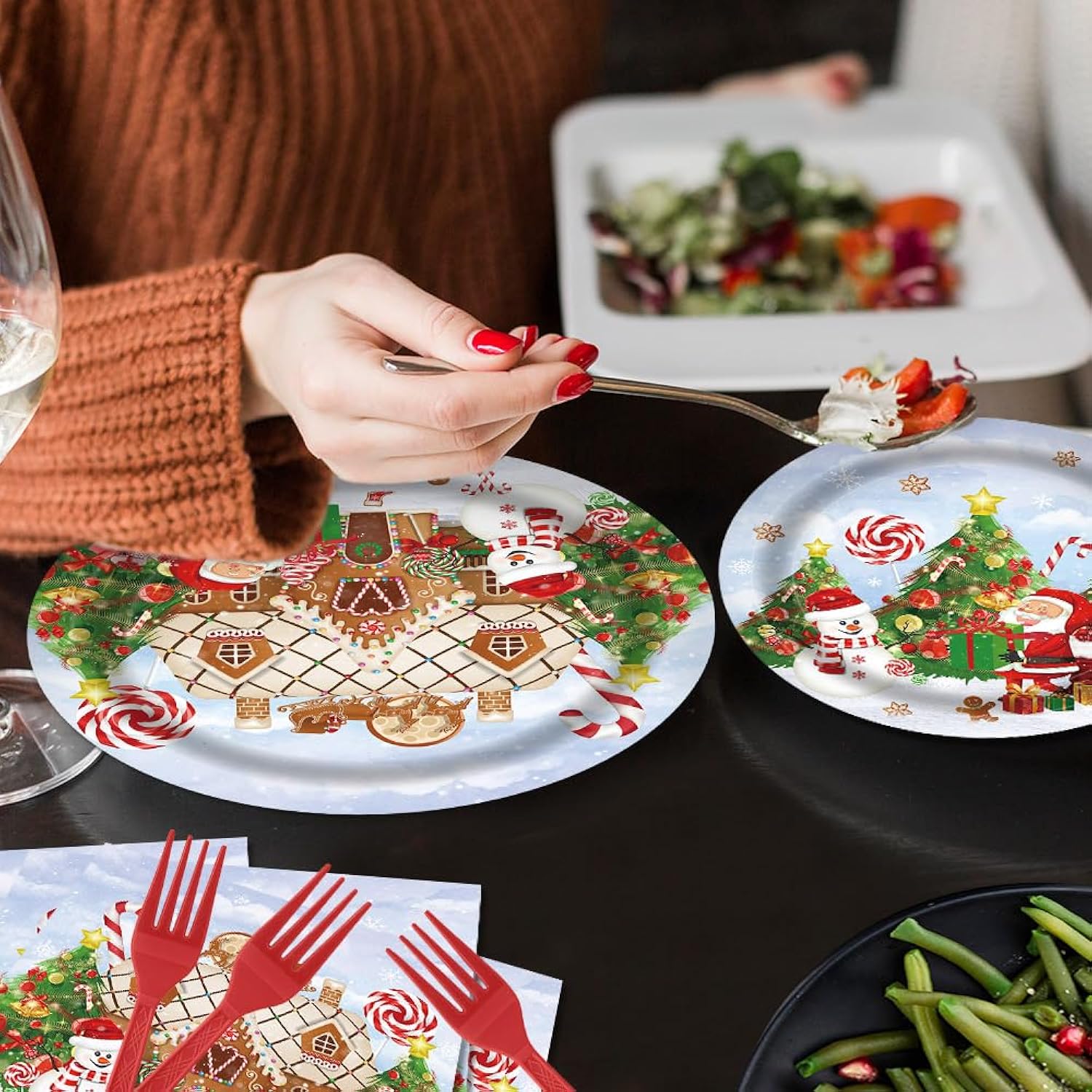 Christmas Santa Claus Gingerbread House Snowman Tableware Set 96 Pcs Disposable Plates Napkins Forks Winter Xmas Happy Birthday Merry Christmas Party Decorations Serve 24 Guests