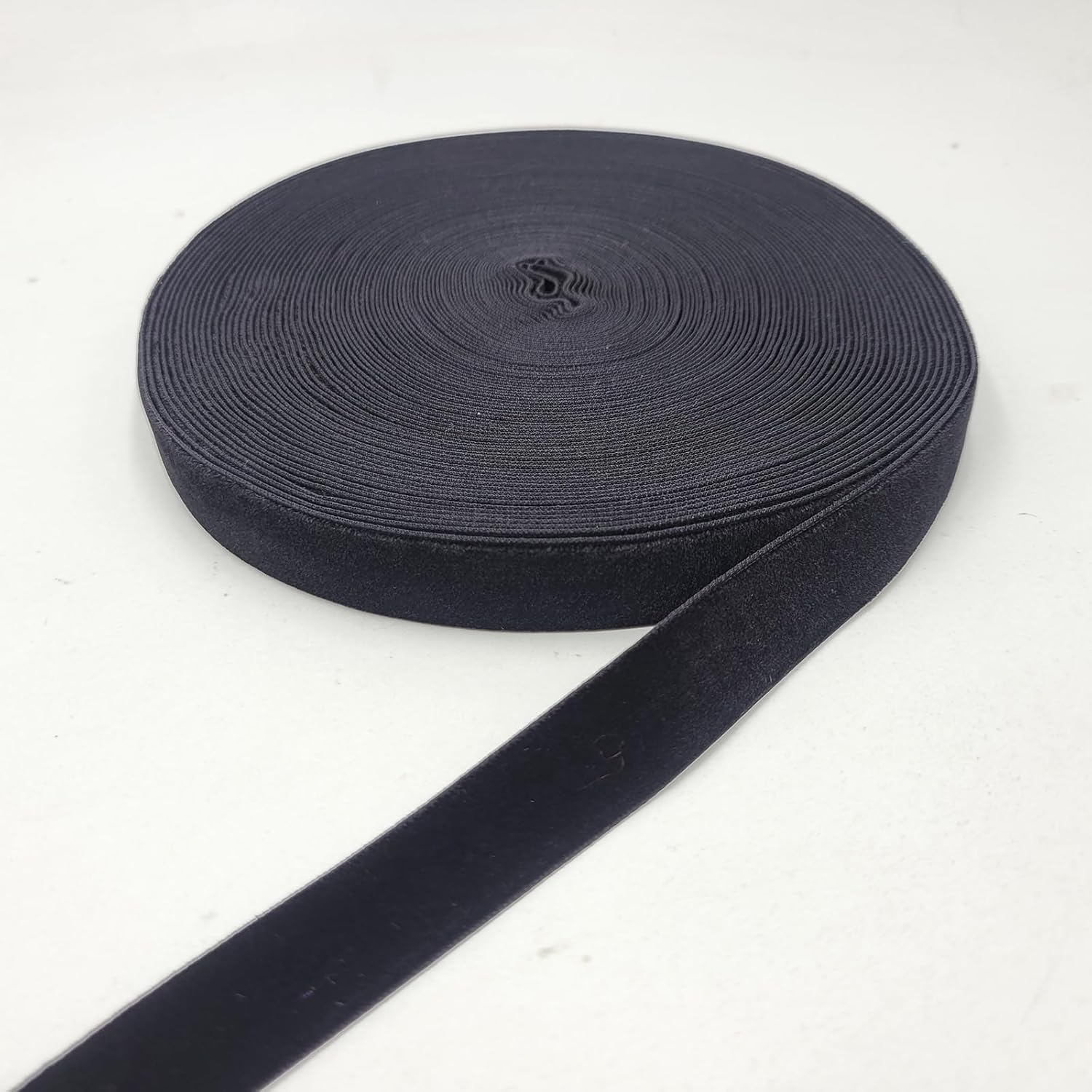 Velvet Ribbon Set 20Yd, Velvet Ribbon Spool For Christmas Wreath Decoration Handmade Craft Ornaments Gift Wrapping & Bow Making (Black, 5/8")