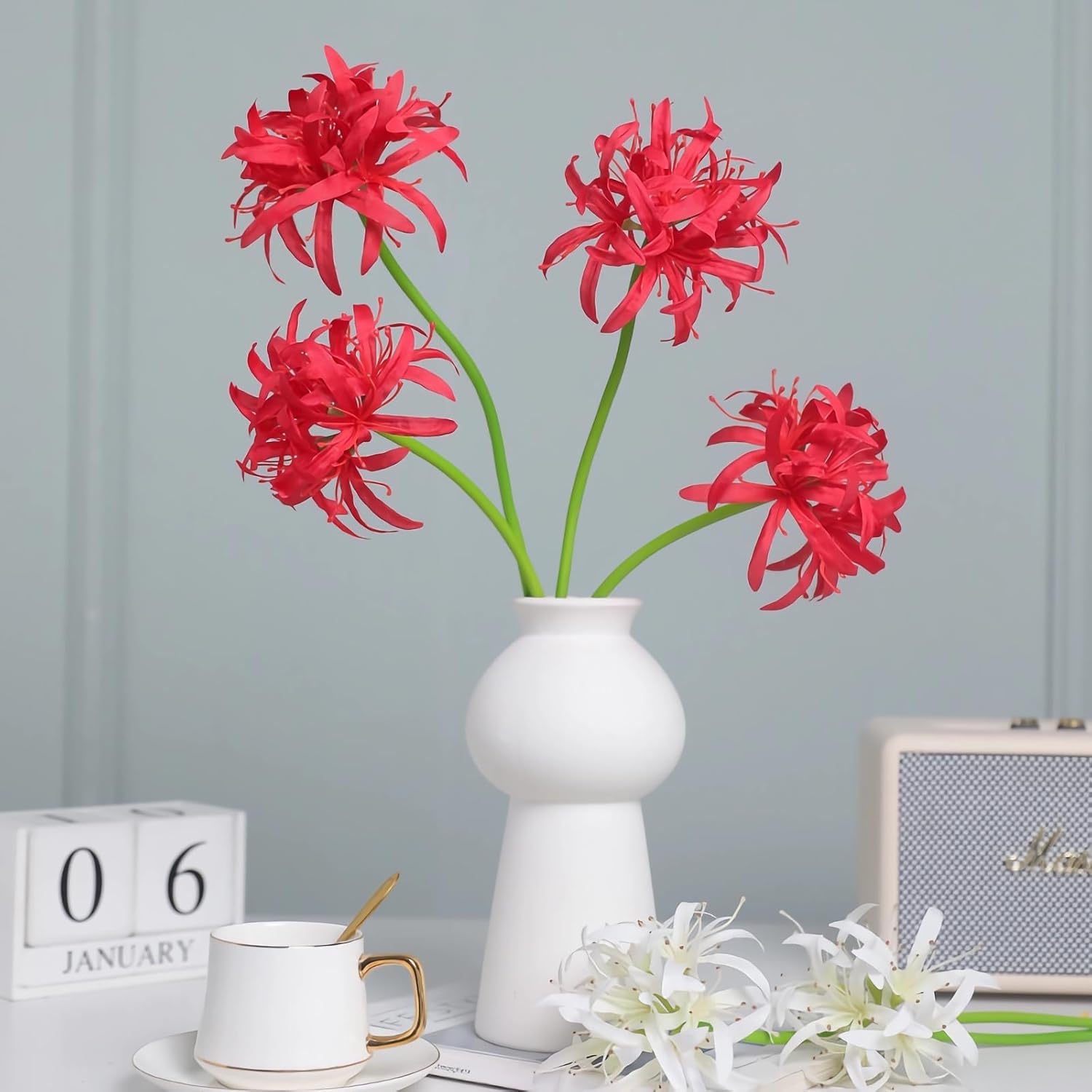 4Pcs Artificial Red Spider Lily Flowers 19" Faux Lycoris Radiata Silk Equinox Flowers For Vase Bouquets Home Office Wedding Decor.(Red)