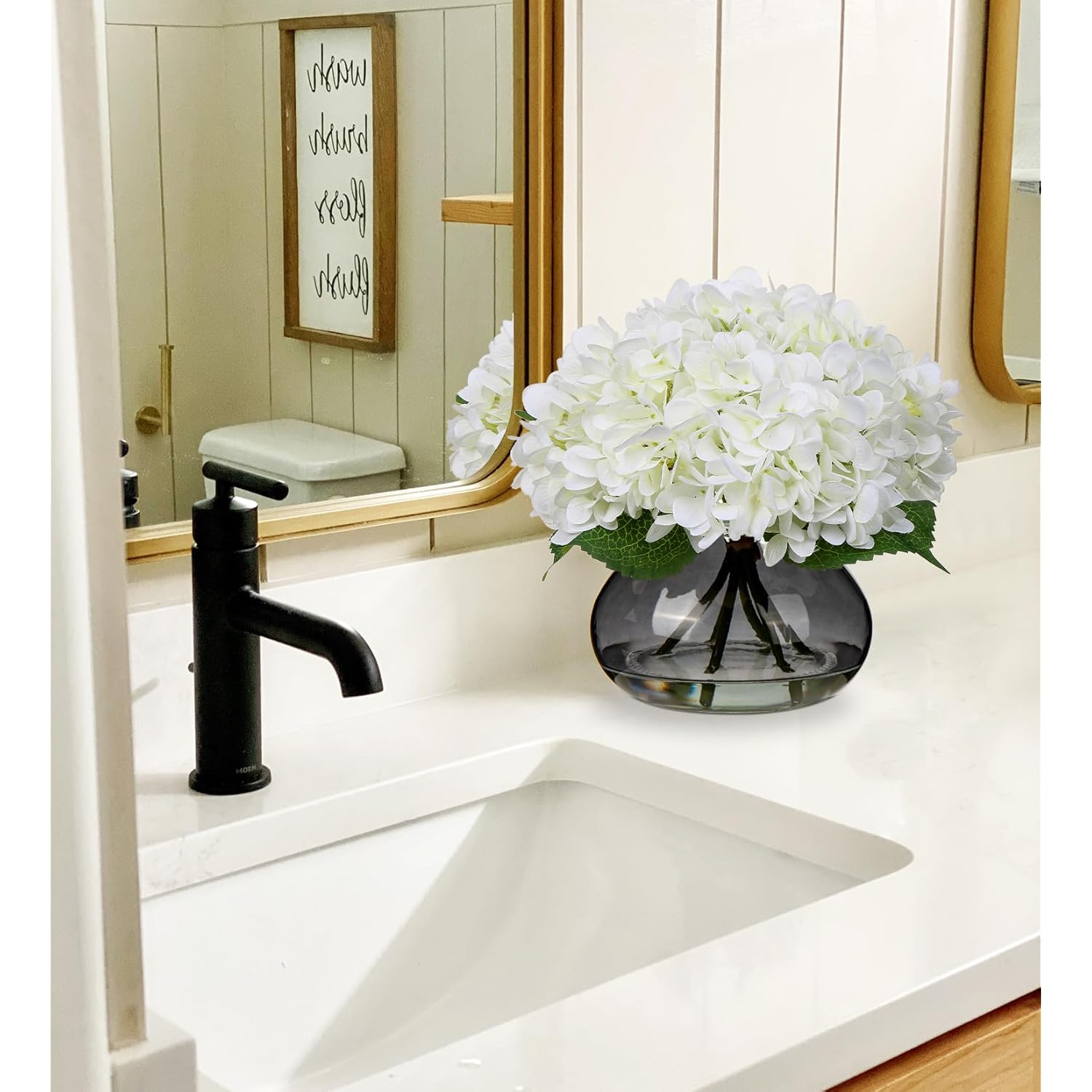 Hydrangea Artificial Flowers With Glass Vase White Silk Faux Flowers Arrangements With Faux Water Fake Floral Bulk Bouquet For Home Decor Table Centerpiece Decorations