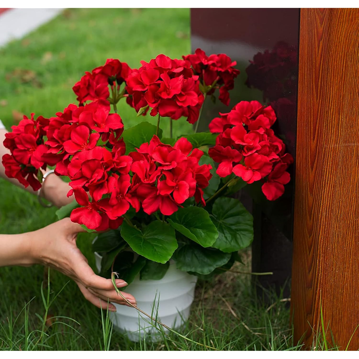 2Pcs 18'' Artificial Geraniums Silk Flowers Plants Home Outdoor Decor Garden Ruby Red