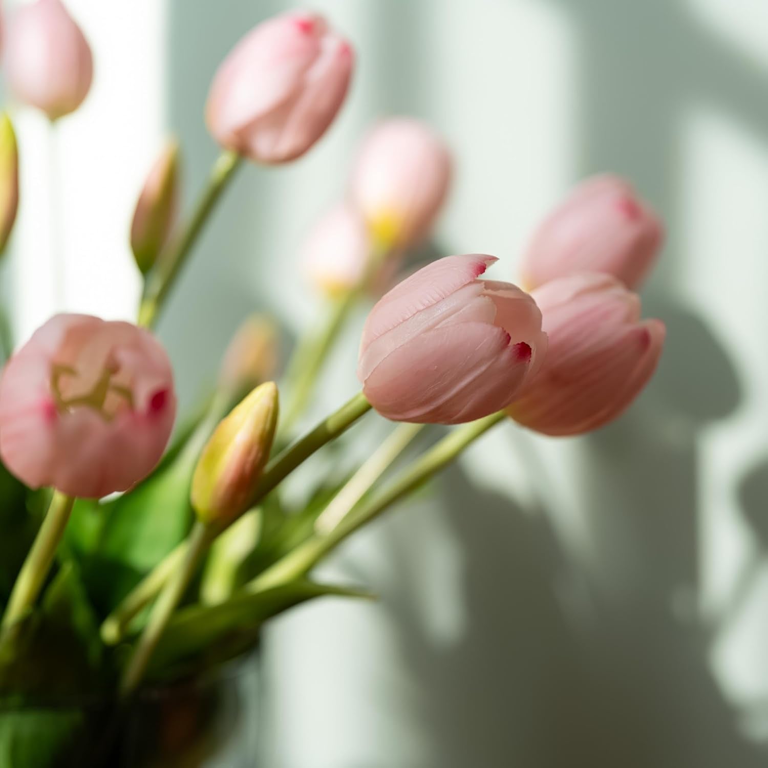 20Pcs Artificial Tulips Flowers Real Touch Latex – Faux Tulips Bouquet For Home Decor, Wedding Centerpieces, Spring Floral Arrangements, Fake Flowers For Vase Decoration (20, Pink Light)