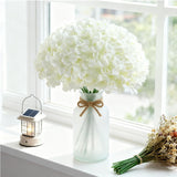 65Pcs White Hydrangea Artificial Flowers Bulk?Realistic Silk Fake Flowers With Stems?Faux Hydrangea Flowers For Wedding Home Decor Centerpieces Living Room Garden Party Baby Shower Decoration