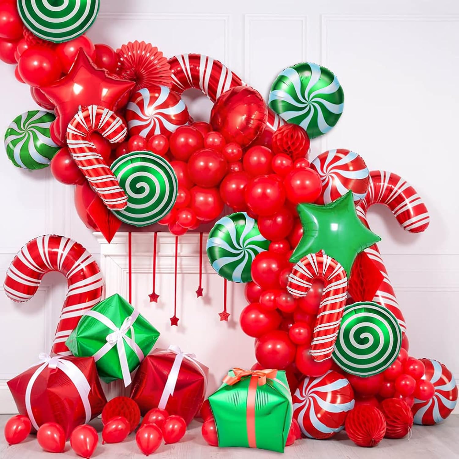 30Pcs Christmas Balloons Decoration Set, Candy Cane Gift Box Mylar Foil Balloons For Christmas New Year Candies Xmas Theme Party Decorations