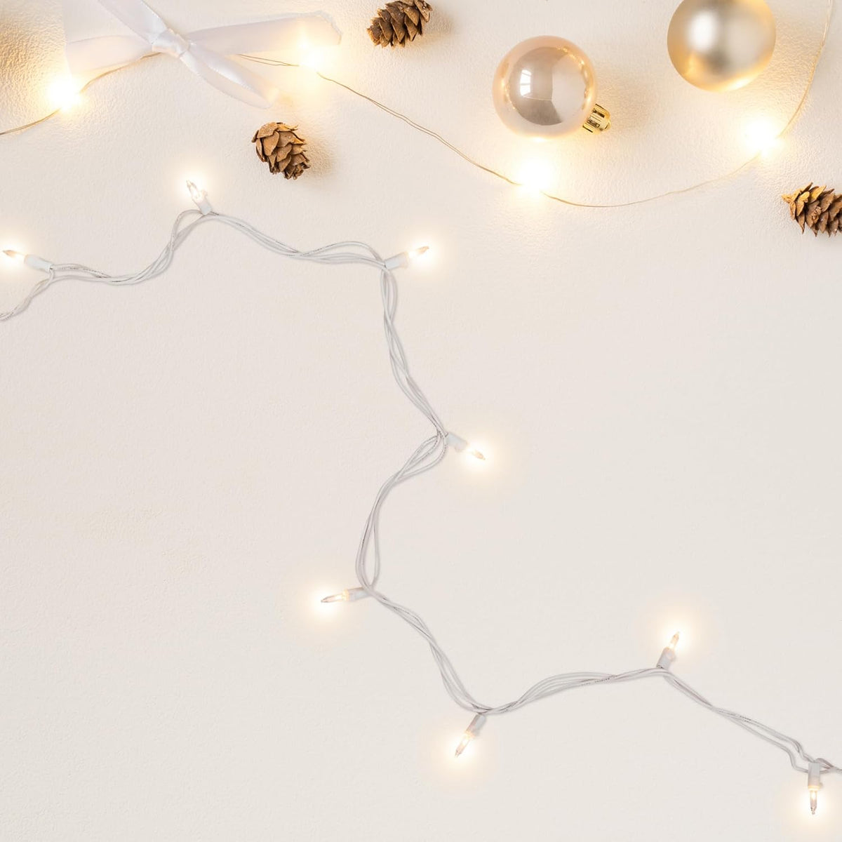 Mini Incandescent Christmas Lights - Clear - 4' White Wire - 10Ct