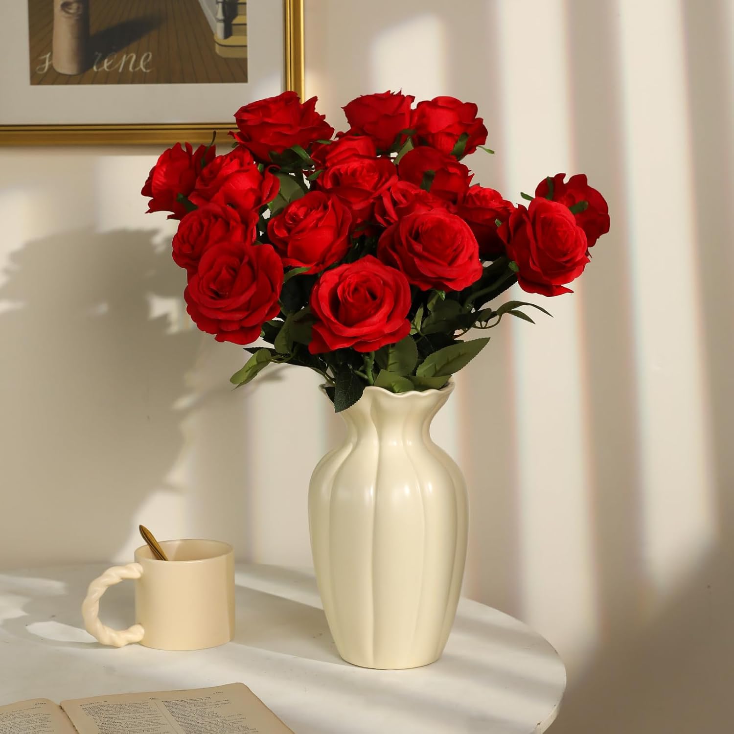 24Pcs Artificial Red Roses, Fake Silk Roses Flower With Long Stems, Realistic Flowers For Bridal Wedding Party Table Centerpiece Home Decor