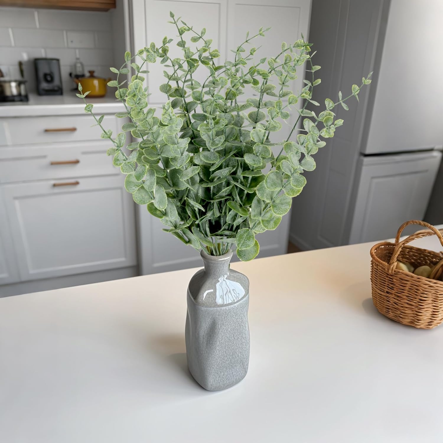 20Pcs Eucalyptus Stems Artificial Eucalyptus Leaves Stems Artificial Fake Flowers For Home Office Flowers Bouquet Centerpiece Wedding Decoration Christmas Decor 2025