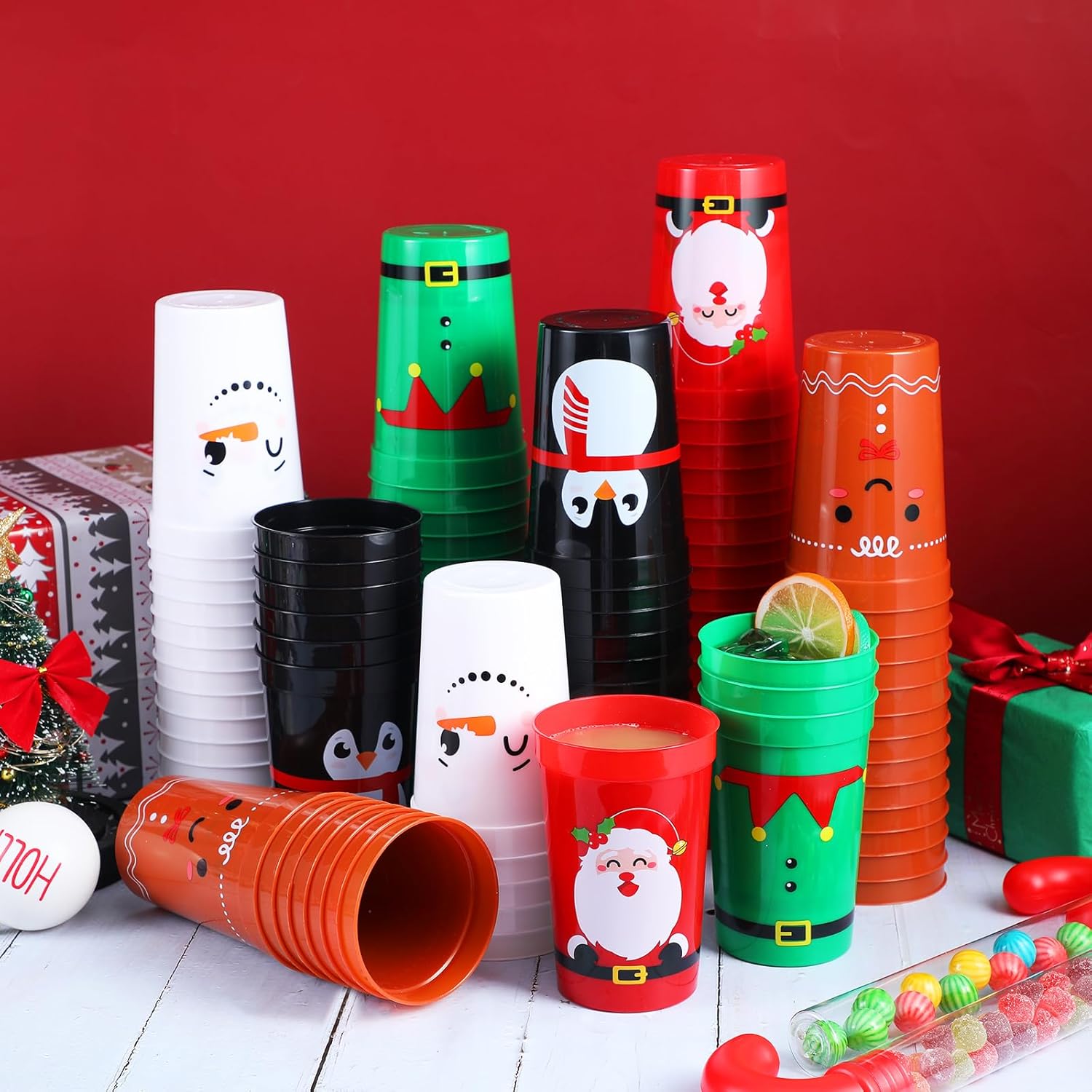 100 Pcs Plastic Christmas Cups 12 Oz Reusable Xmas Santa Elf Drinking Cups Disposables Christmas Coffee Mugs For Coffee Hot Chocolate Beer Ice Cream Party Supplies