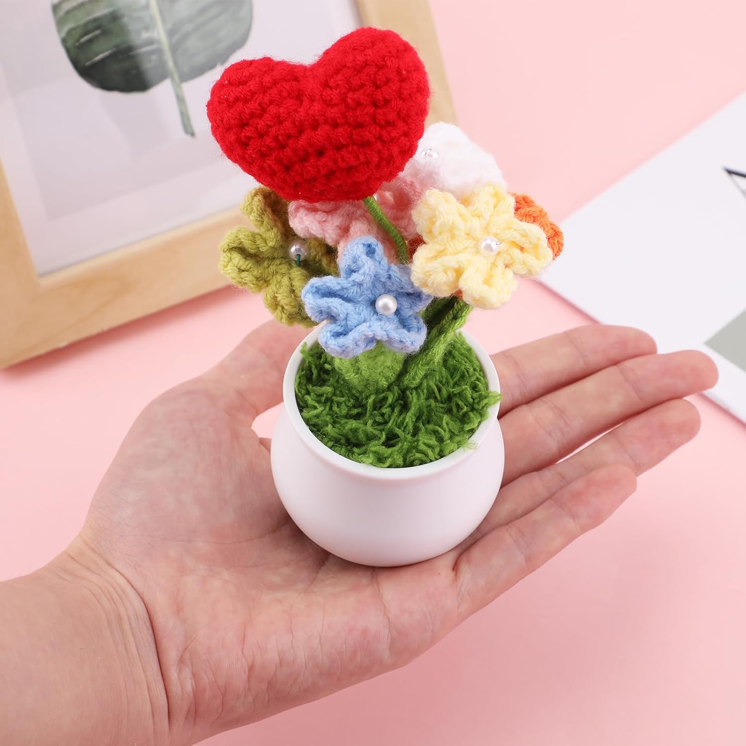 Knitting Crochet Flowers Potted Plants,Artificial Forget Me Not Flowers,Knitted Heart For Friends,Family Lover,Fake Handmade Flowers For Birthday Valentine Home Decoraitons (Red)
