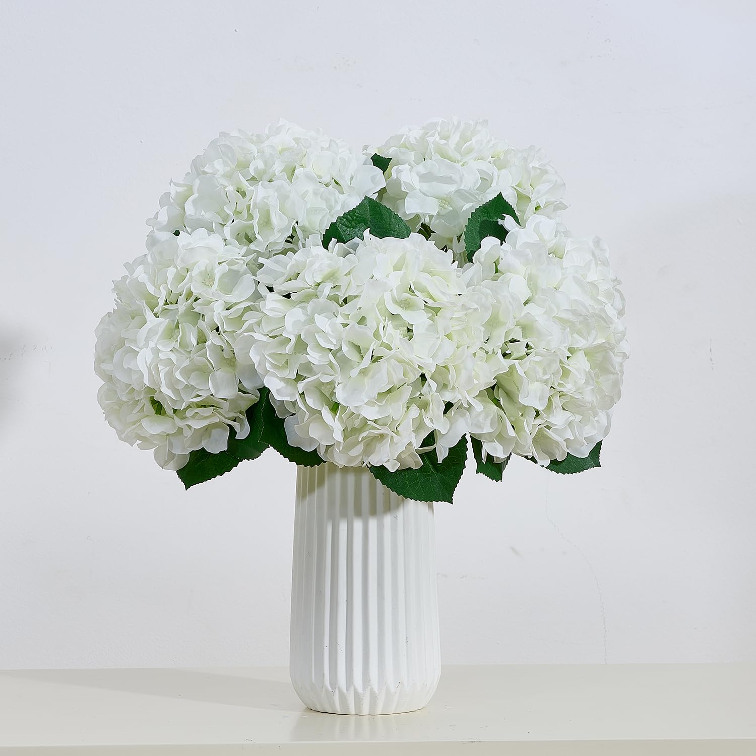 8Pcs White Fake Flowers Silk Hydrangea Artificial Flowers Bouquets Faux Ivory Hydrangea Stems For Home Table Centerpieces Wedding Party Decoration