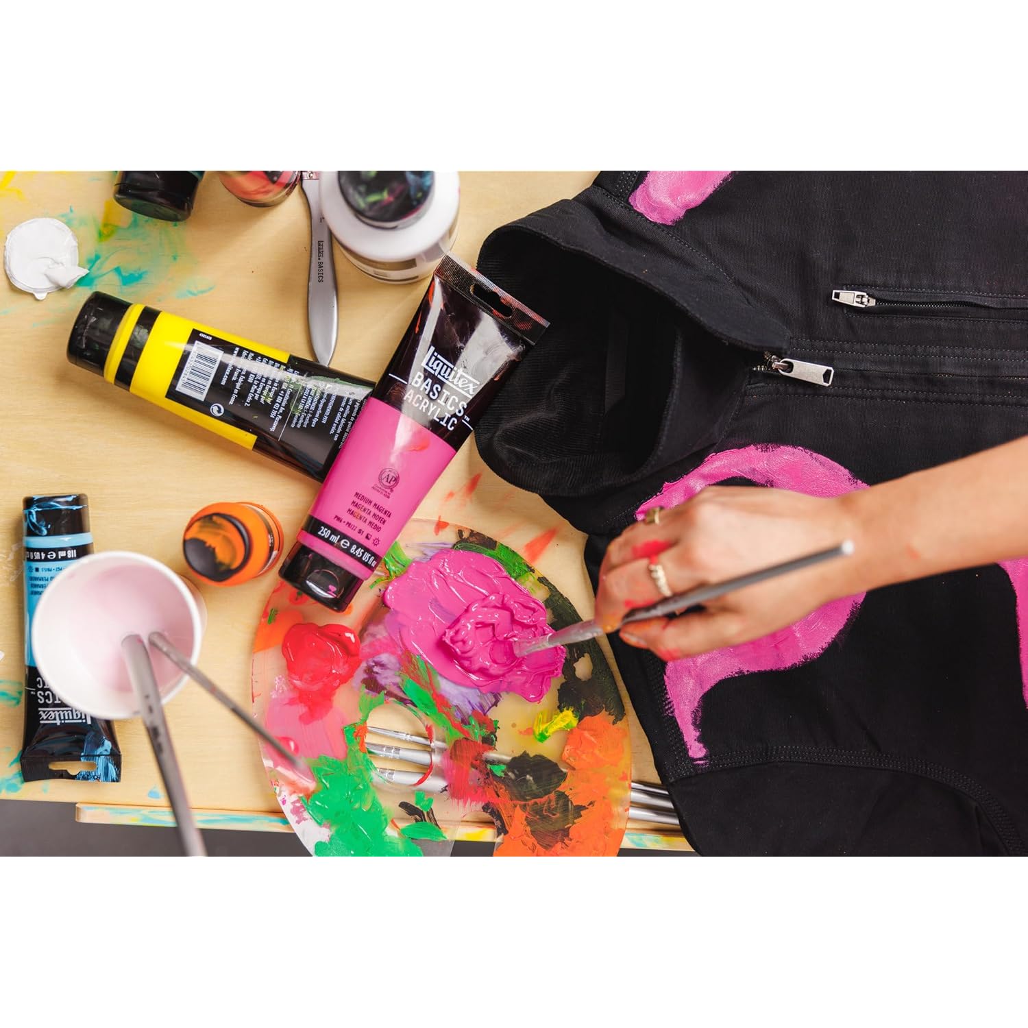 Liquitex BASICS Acrylic Paint Set, 6 x 22ml (0.74-oz) Tube, Metallic Color Paint Set
