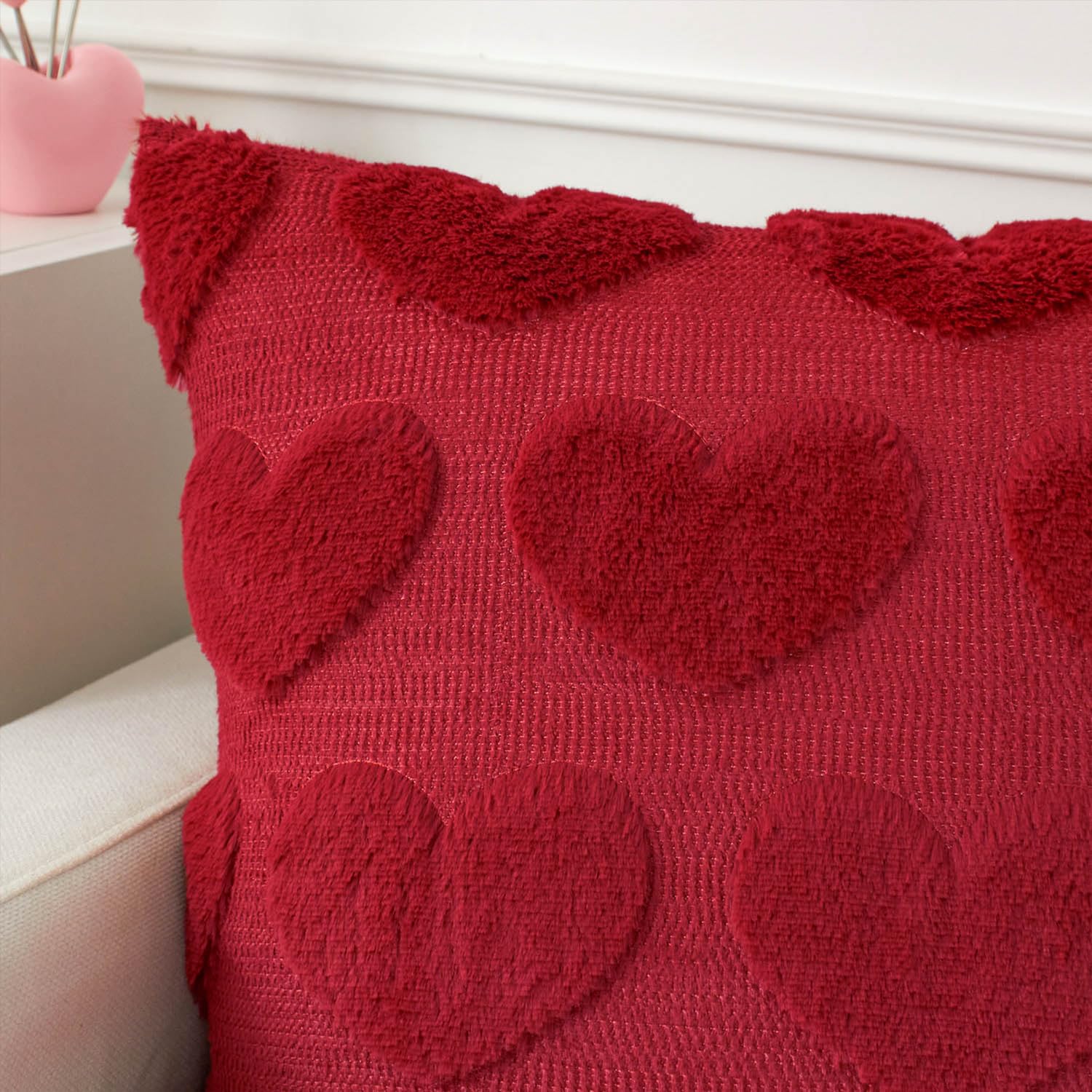 Kevin Textile Heart Love Cute Decorative Throw Pillow Covers 18X18 Inch Set Of 2 Soft Faux Fur Pillow Covers For Valentine'S Day Gifts Fluffy Plush Pillow Case For Couch Cushion Livingroom Red