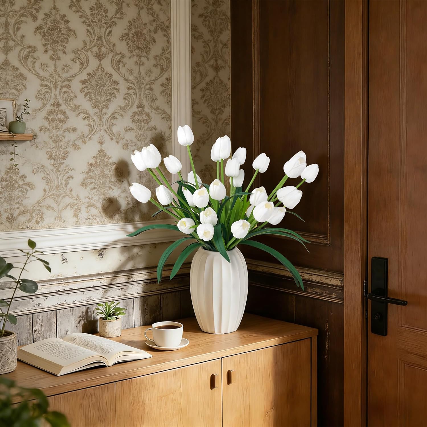 18.9 "Large White Imitation Tulip Artificial Flowers, 30-Piece Pack. Perfect For Spring Weddings, Valentine'S Day, Easter, Mother'S Day, And Elegant Home And Table Vase Arrangements.