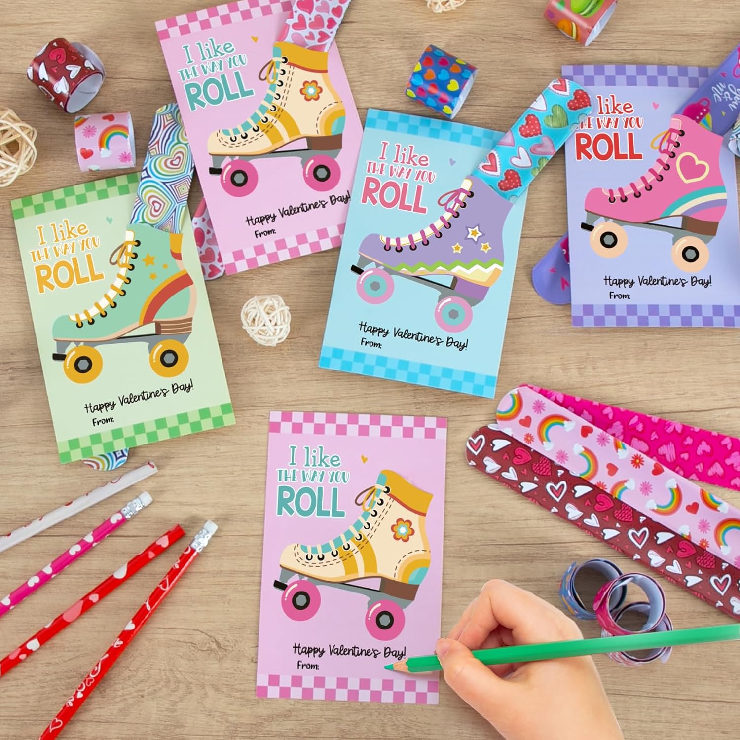24 Packs Roller Skate Valentine'S Day Cards With Slap Bracelets, Fun Valentine’S Day Gifts For Kids Classroom Exchange & School Parties