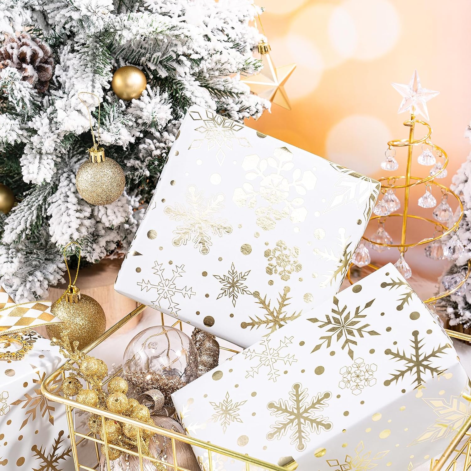 Gold Foil Snowflake Christmas Wrapping Paper Roll, Mini Roll, Elegant Gold And White Snowflake Design Gift Wrap Paper, Perfect For Holiday Gifts, Christmas Party, 17 Inches X 32.8 Feet