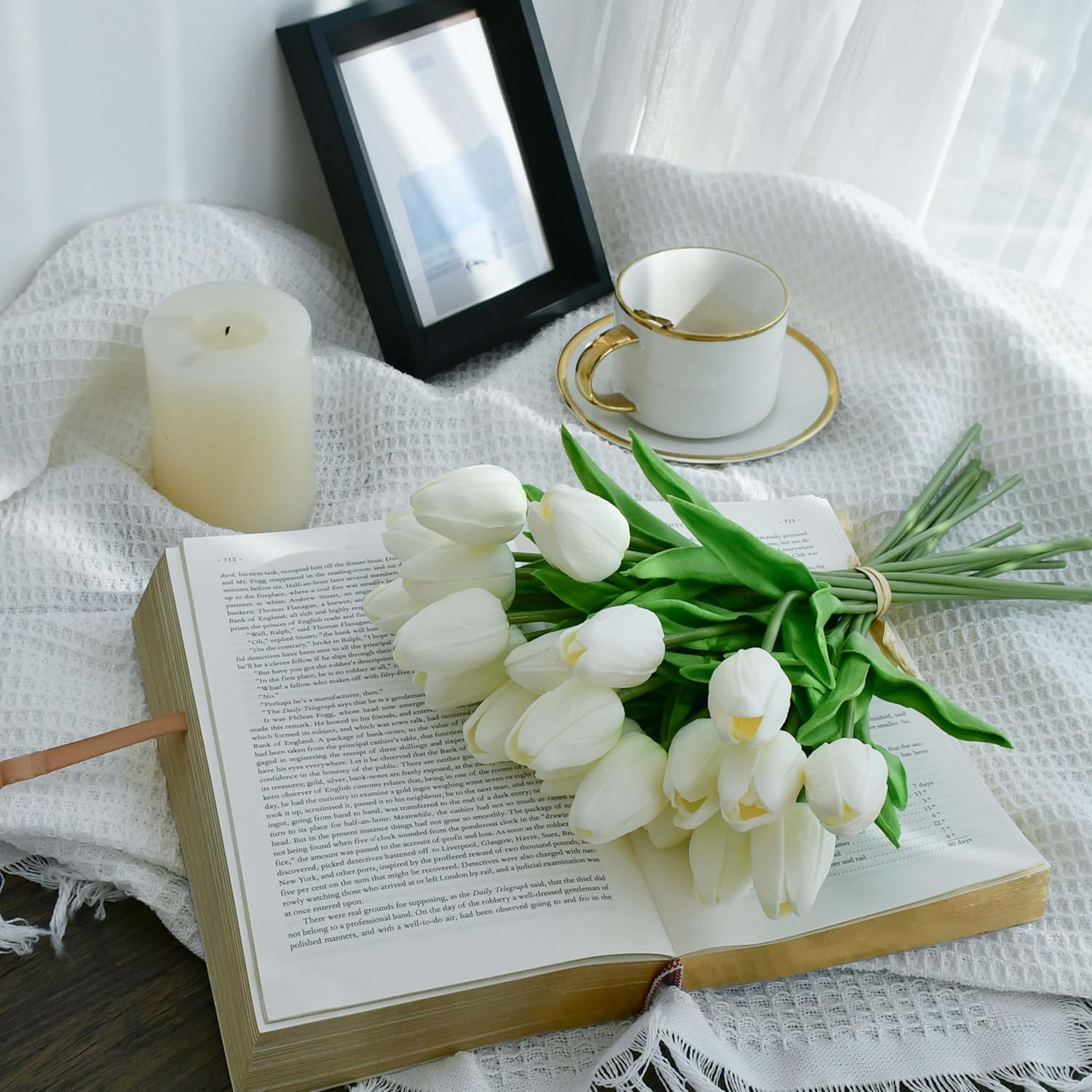 Artificial Tulips 20 Stems White Pu Faux Flowers For Valentine'S Day And New Year Decorations Wedding Home Decor 13.5 Inch