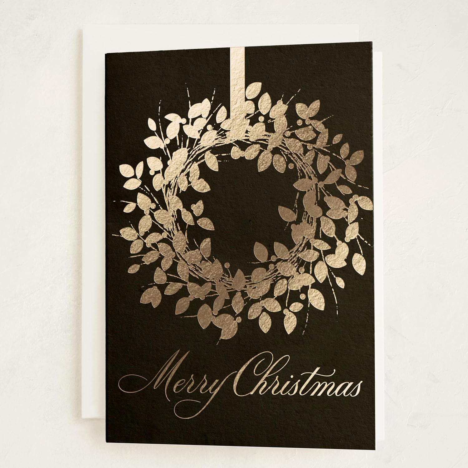Classic Wreath Christmas Cards, 8 Cards With Envelopes, Folded 5X7 Holiday Greeting Card With Gold Foil Wreath Design, Luxurious Paper, Interior Message Included, Christmas Stationery