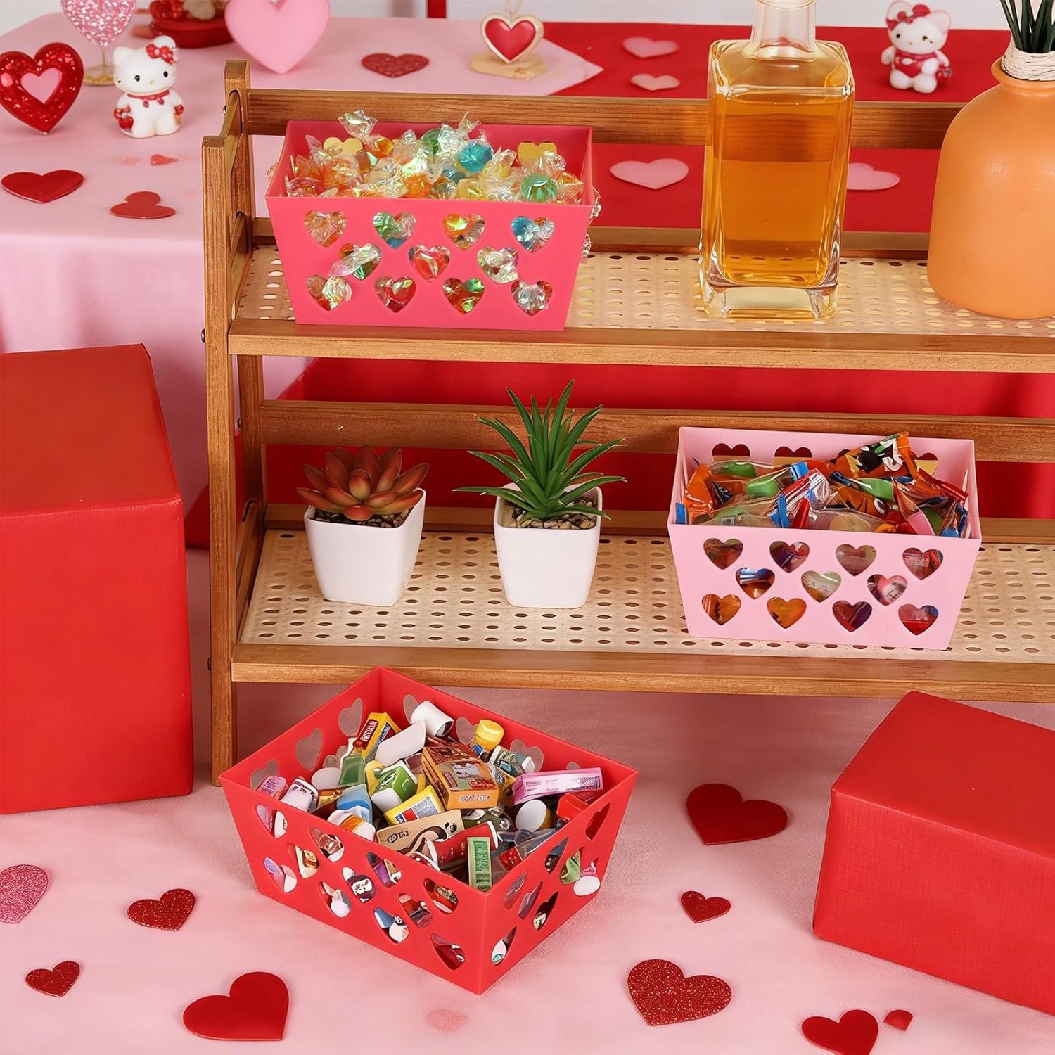 18 Pcs Pink Red Valentine'S Day Baskets, 5.51 X 4.33 X 2.44 Small Heart Hollowed Plastic Food Fruit Bread Valentine Baskets Bulk Empty Love Gift Container Storage Bins For Valentine'S Day Party Favor