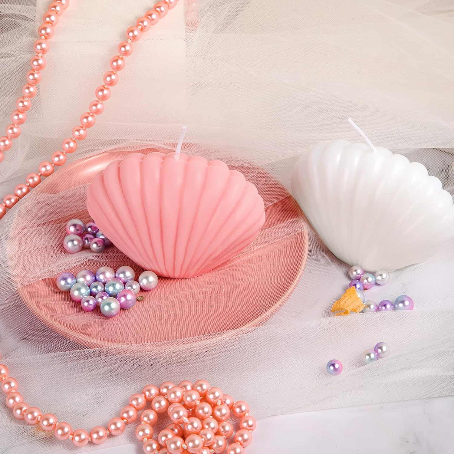 2 Pieces Seashell Scented Candles Aesthetic Trendy Candles Hand Poured Soy Wax Handmade Freesia Seashell Shape For Danish Pastel Room Decor, White, Pink(Cute Style)