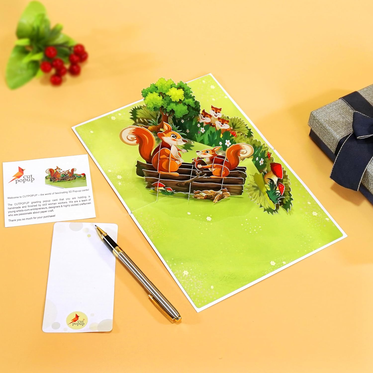Cutpopup Mothers Day Card Pop Up, 3D Birthday Greeting Card, Mother'S Day Card For Women, Mom, Wife, Grandma, Aunt, Daughter (Mama Chipmunk)
