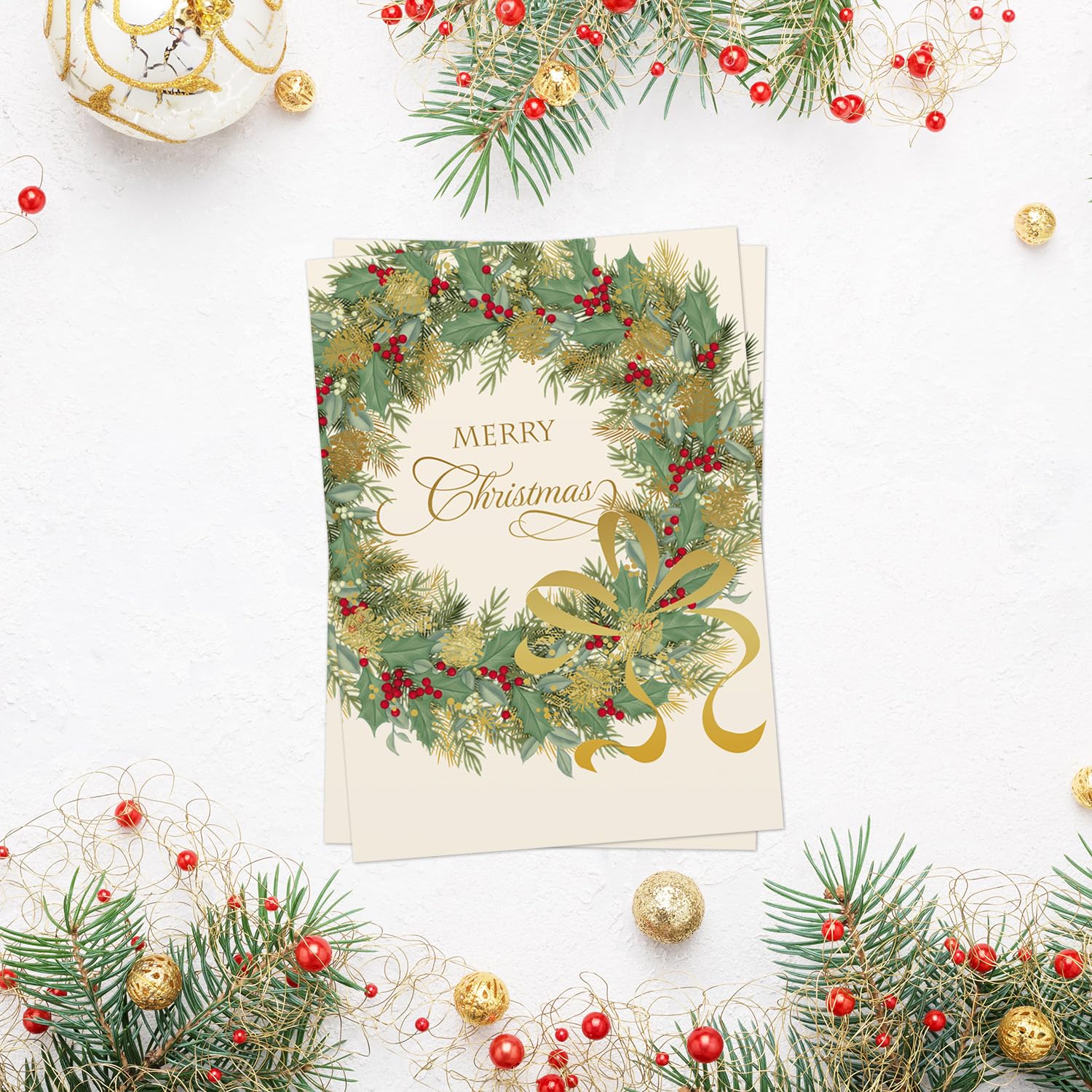 Masterpiece Traditional Wreath Christmas Cards / 15 Festive Holiday Cards Set With White Envelopes / 5 5/8" X 7 7/8" Winter Greeting Cards With Inside Verse