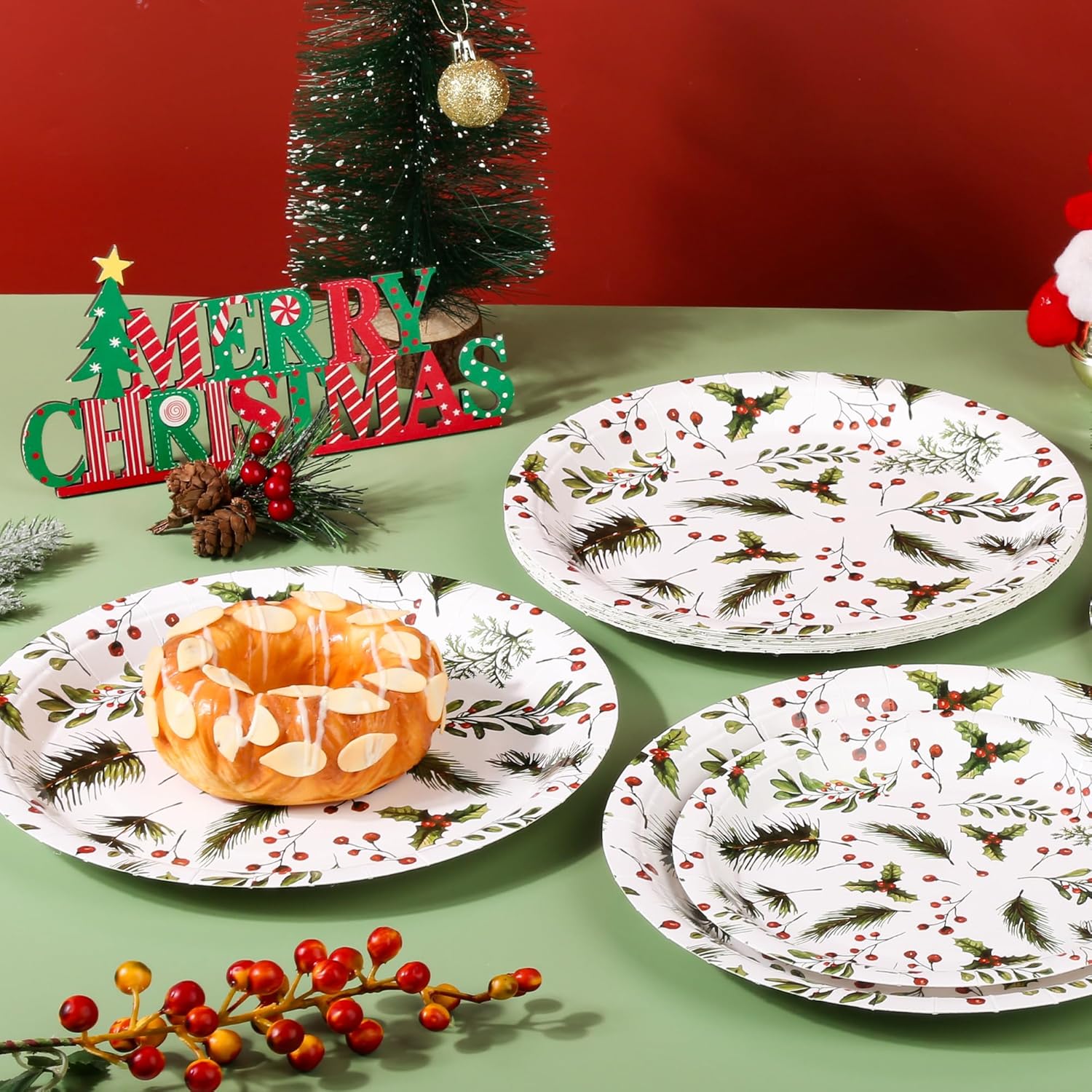 48Pcs Christmas Paper Plates Holly Berries Disposable Party Plates Festive Red Green Holiday Dinnerware Merry Christmas Winter Round Plates For New Year Gatherings Party Table Supplies