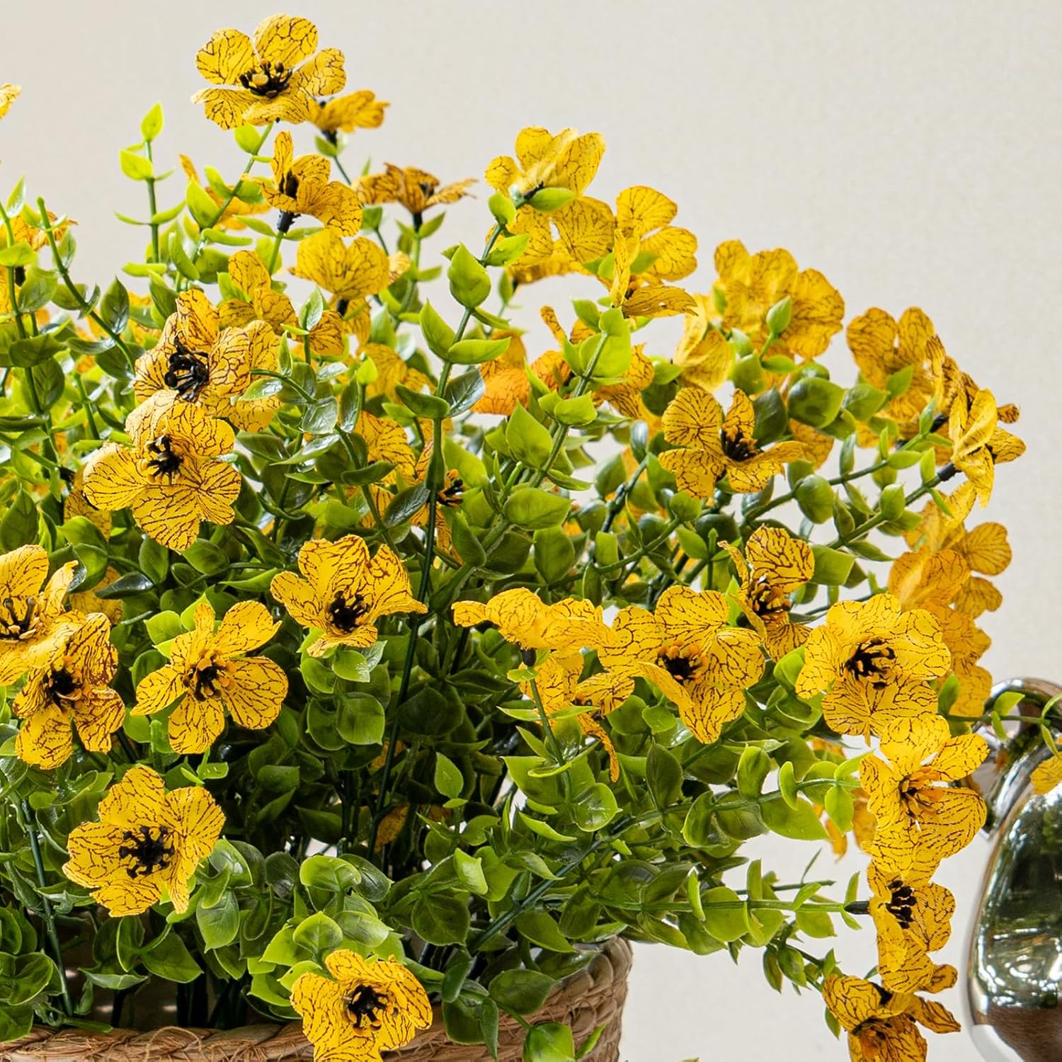 Artificial Flowers Outdoor,Uv Resistant Realistic Garden Artificial Plants,Bright 8 Bundles No-Fade Veranda Fake Faux Flowers,For Porches Patios Walkway Gardens Decor-Yellow