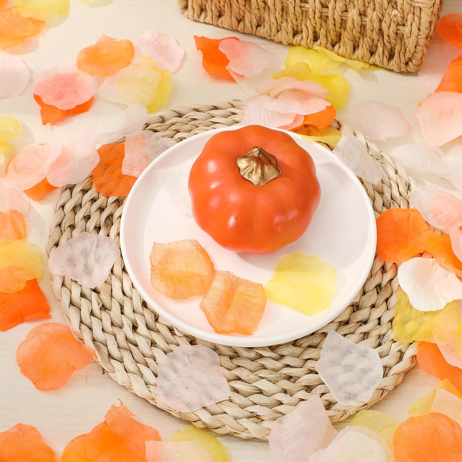 4000Pcs Fall Thanksgiving Artificial Floral Petals Orange Pink Yellow Ivory Scatter Fabric Flowers For Autumn Bridal Shower Romantic Night Wedding Aisle Table Centerpieces Decoration