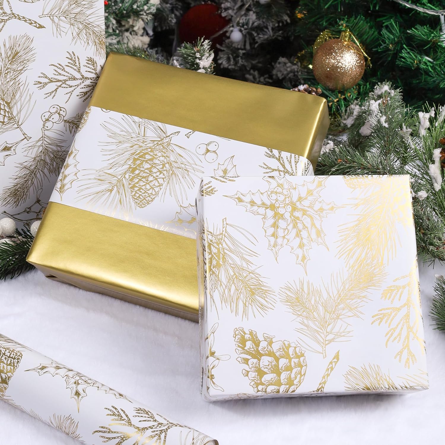 Reversible Christmas Wrapping Paper - 17 Inch X 33 Feet (46.7 Sq. Ft. Ttl.) - Vintage Gold Holly Design Perfect For Xmas, Party, Holiday Gift Wrap