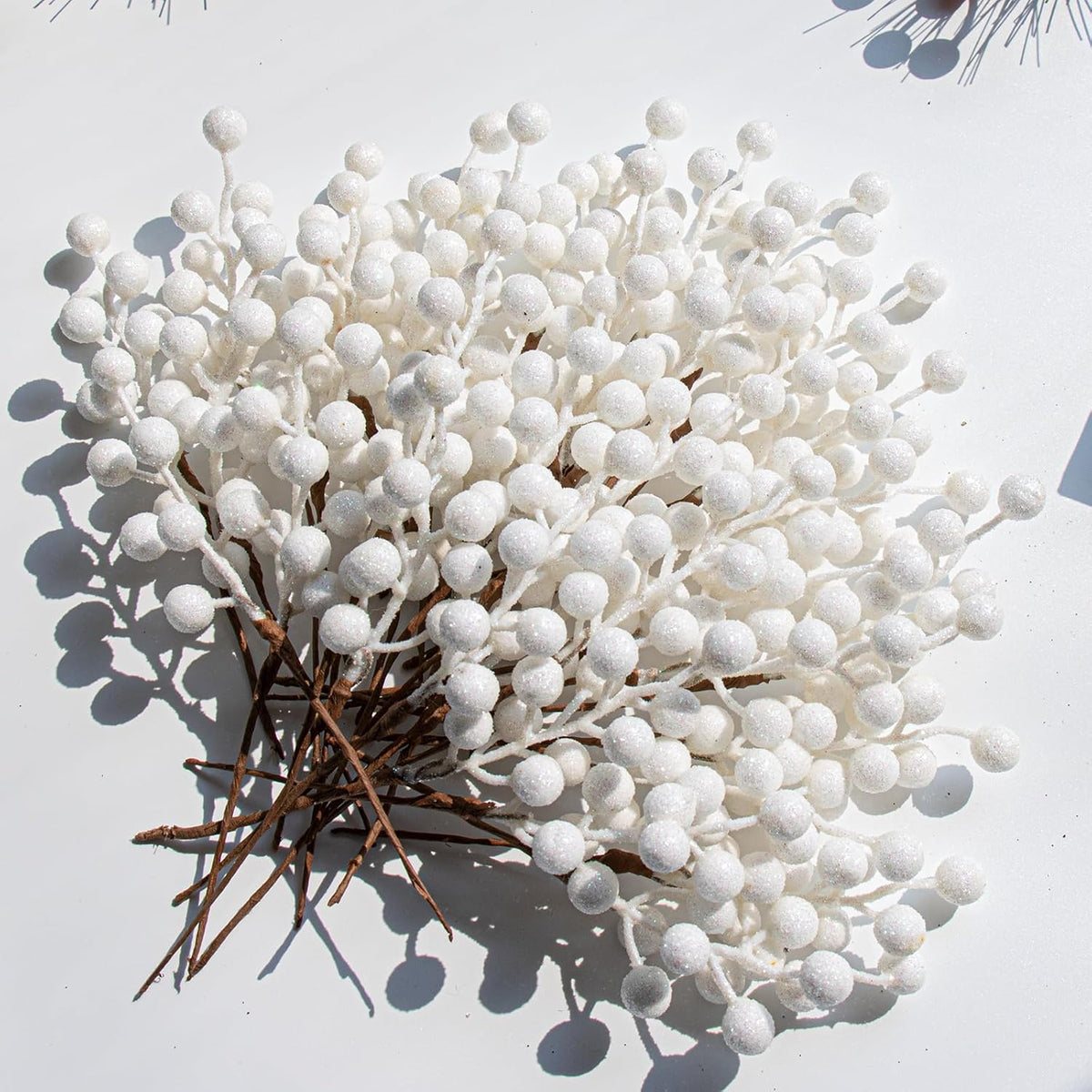 32 Pack Glitter Christmas Picks 6.5 Inch Christmas Berry Stems White Artificial Berry Stems For Holiday Xmas Tree Home Decorations