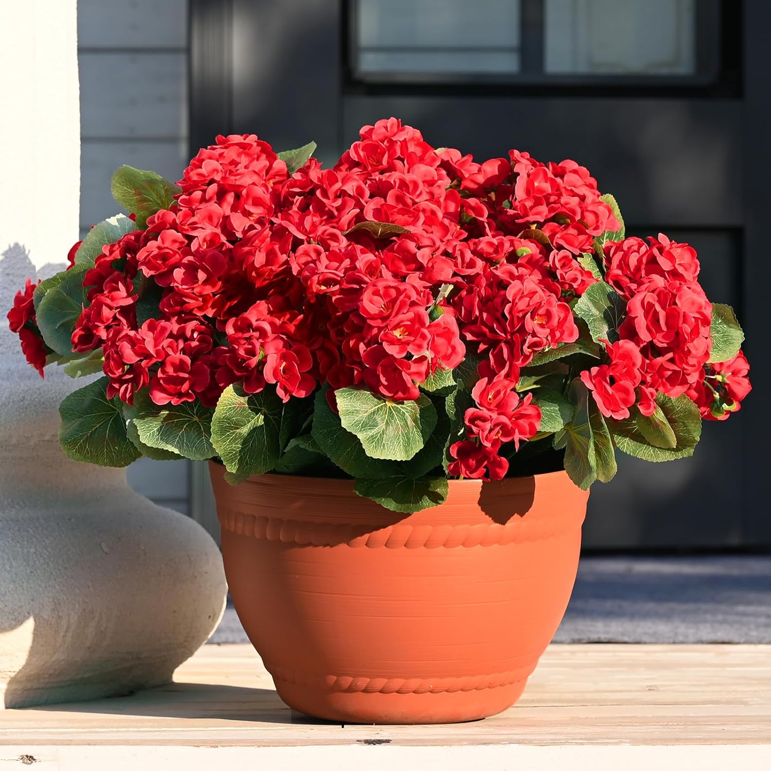 6 Ppcs Artificial Fake Flowers For Outdoors, Uv Resistant Outdoor Artificial Plants, Silk Geraniums Red Spring Flower For Garden Porch Planter Patio Balcony Yard Home Decoration (6, Red)