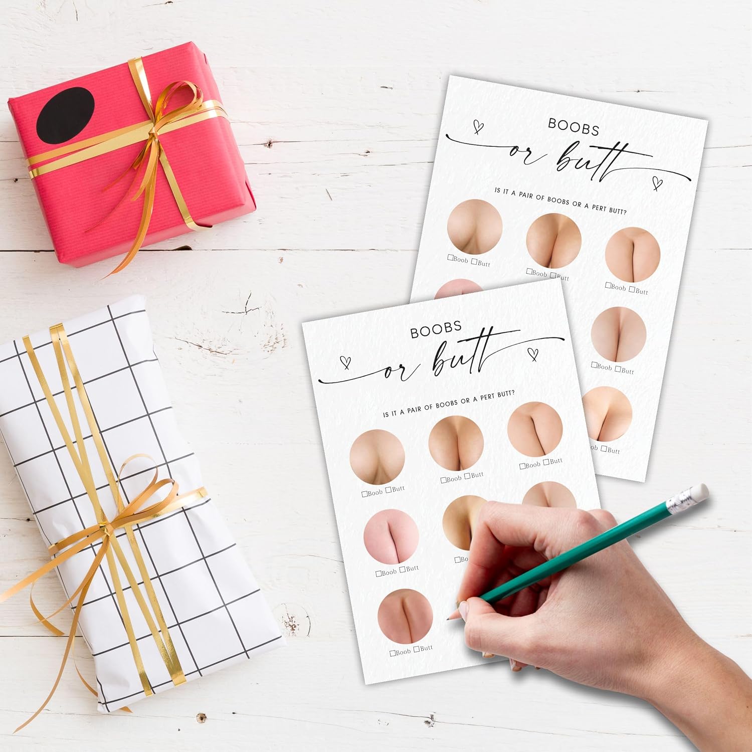 Minimalism White Baby Shower Games - Boobs Or Butt Game Cards With Answer Card - Baby Shower Game For Boy Or Girl, Baby Announcement, Gender Reveal Party Favor,Party Game & Activities(30 Pcs)- C01
