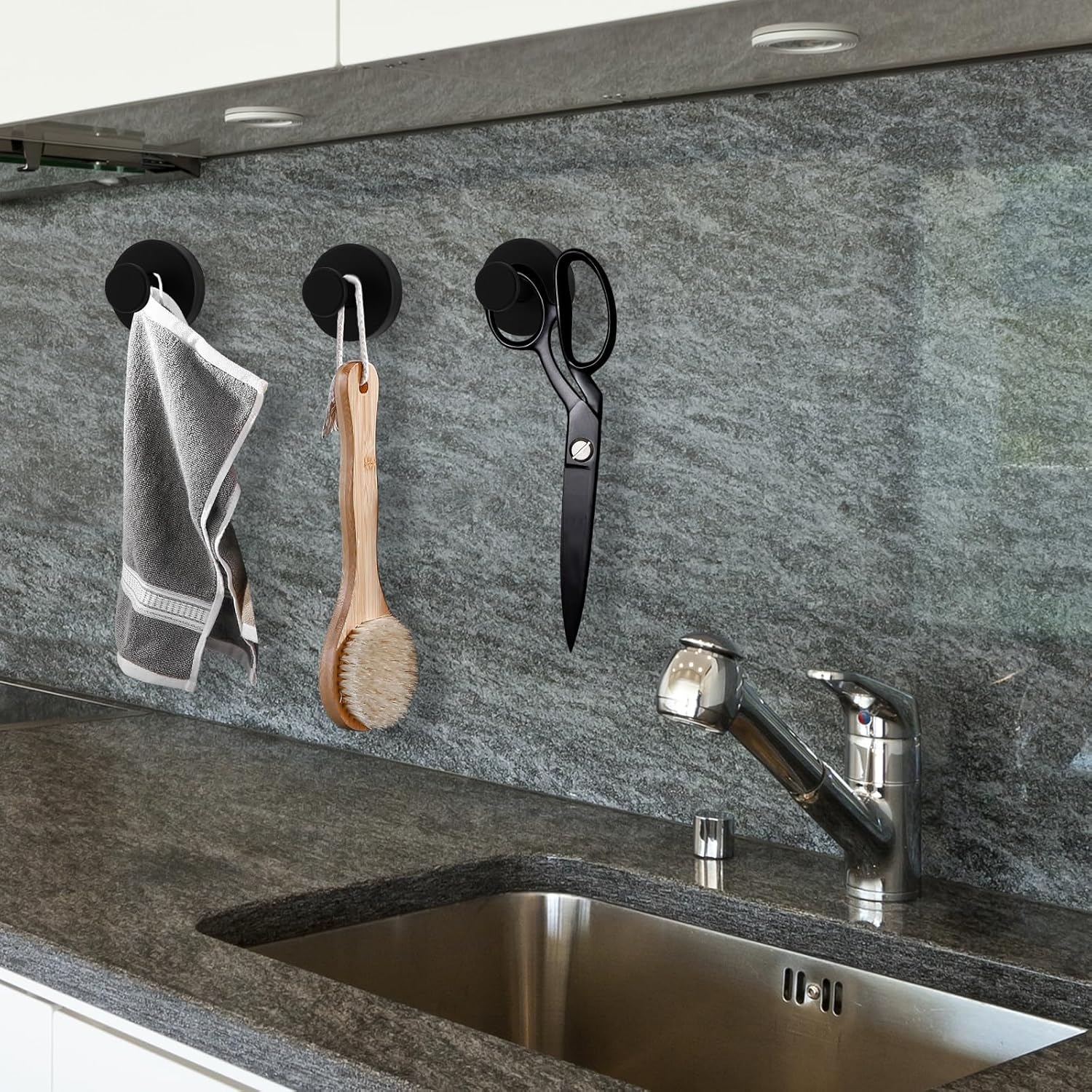 4Pcs Suction Cup Hooks For Shower, Silver Brushed Removable Shower Towel Suction Hooks For Bathroom Wall,Kitchen,Glass,Mirror,Reusable Suction Cup Wreath Hanger For Christmas Wreaths