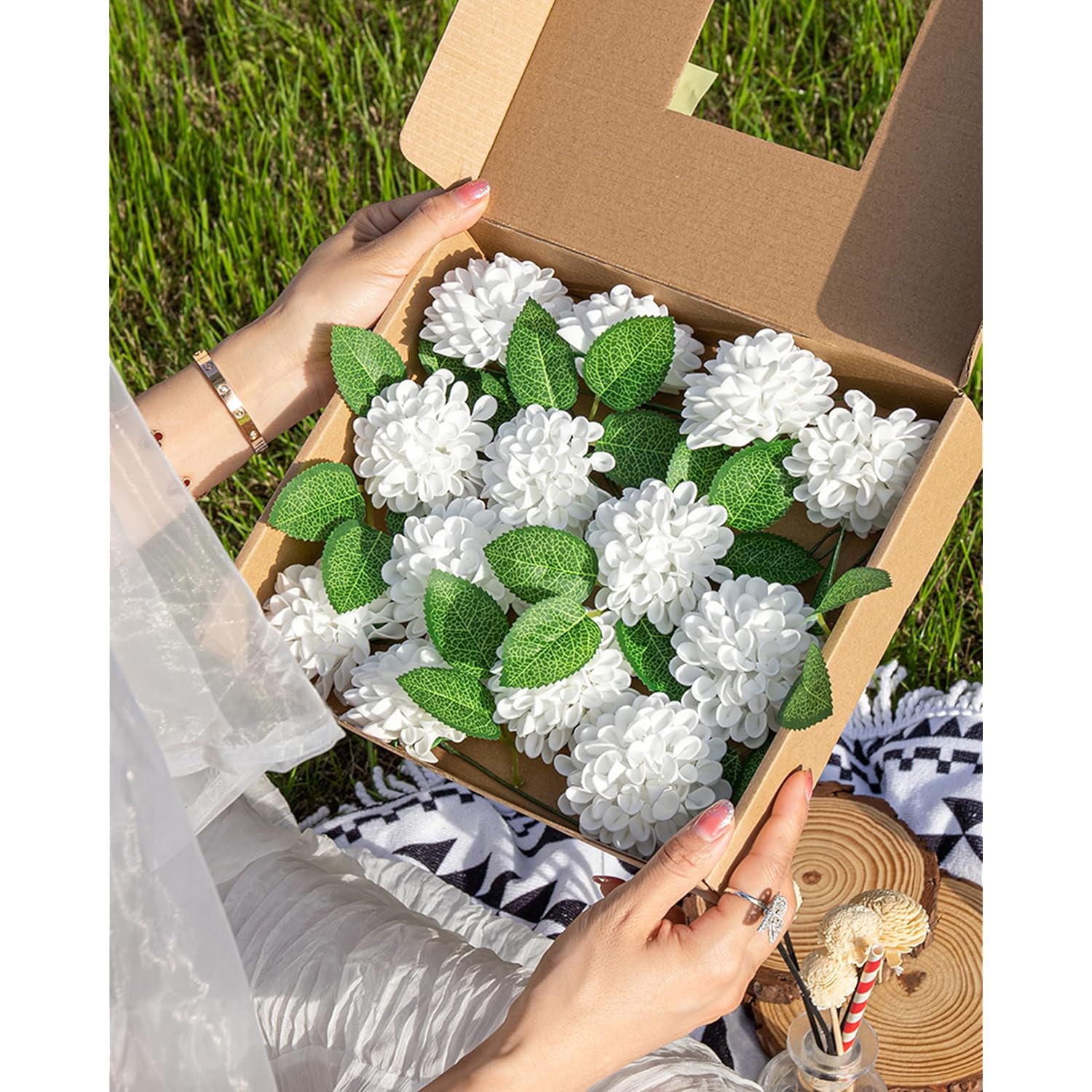 Artificial Wedding Dahlia Flowers 25Pcs Fake Foam Roses With Stem For Wedding Bouquets Centerpieces Arrangements Decoration(White)
