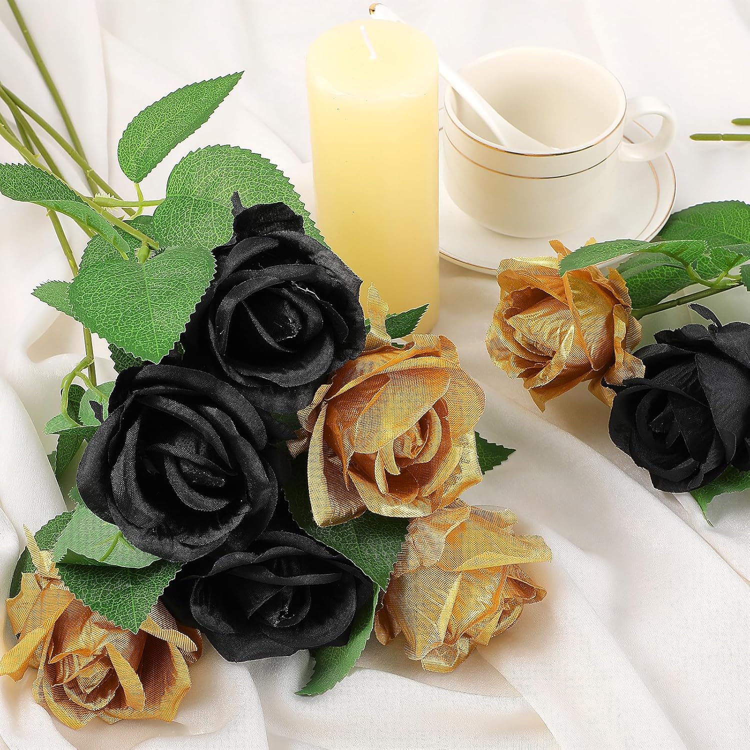 36 Pcs Black And Gold Flowers Centerpieces Silk Black And Gold Roses Bouquet Bridal Artificial Roses Bulk Fake Rose Long Stem Realistic Flowers For Wedding Bouquet Arrangement Centerpiece Party Decor