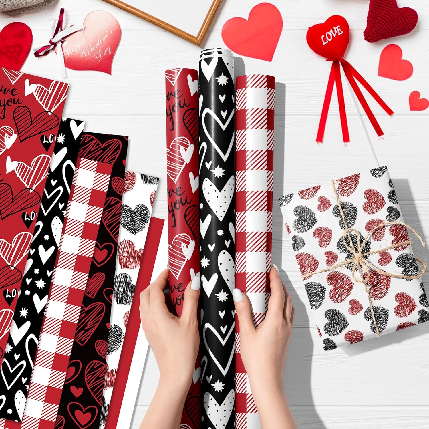 12 Sheets Valentine'S Day Wrapping Paper, Love Heart And Sweet Lips Gift Wrapping Paper For Men Women Husband Wife Girl Friends Boy Friends Couple Valentin’S Day Party Favors Gift Decor